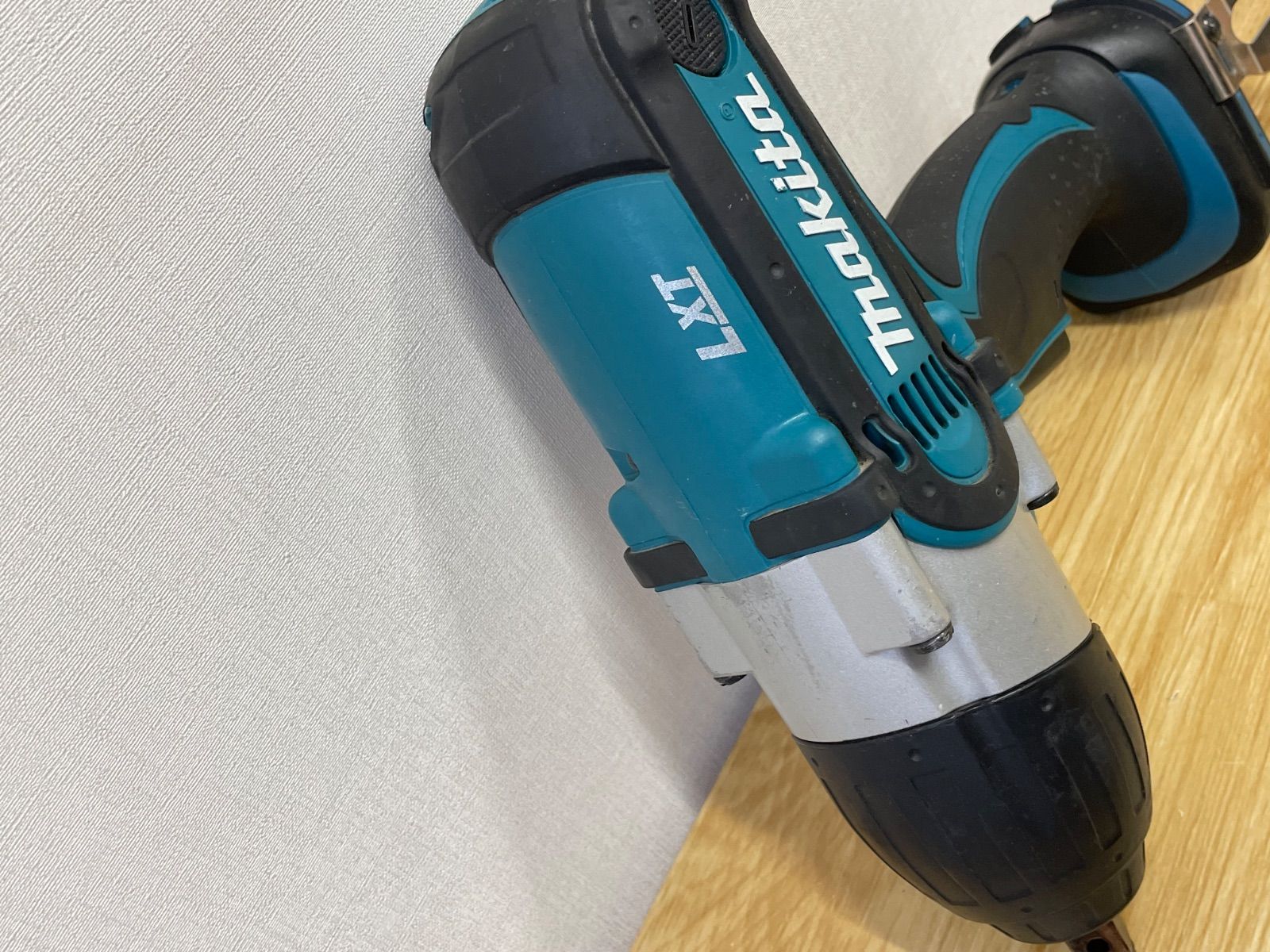 □マキタ MAKITA TW450D 充電式インパクトレンチ 18V A26-83 - メルカリ