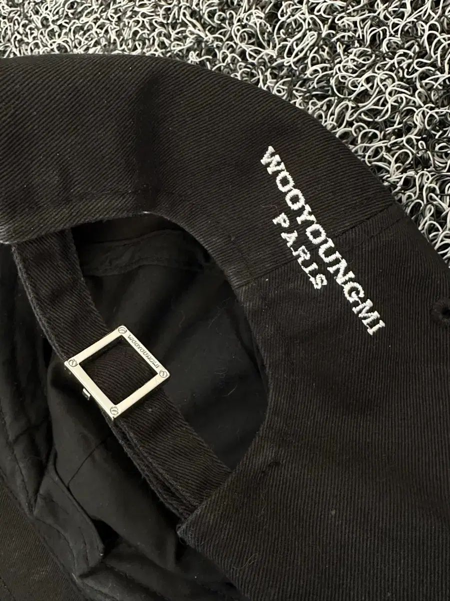 WOOYOUNGMI ロゴ ベースボールキャップ ブラック - メルカリ