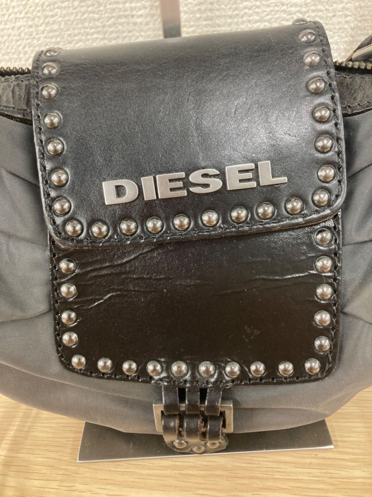 【希少廃盤品】DIESEL ディーゼル ショルダーバッグ レザー スタッズ 1希少品 廃盤品 ディーゼル DIESEL ショルダーバッグ ブラック レザー