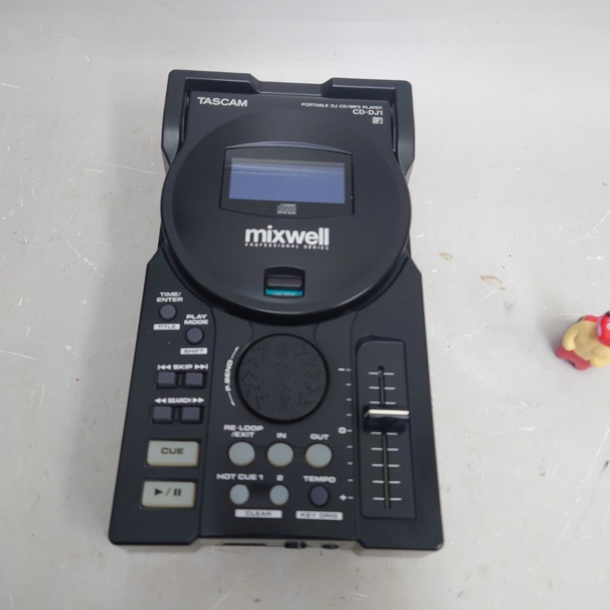 TASCAM CD-DJ1 DJ用CDプレイヤー 動作品 本体のみ ミキサー一体型DJ