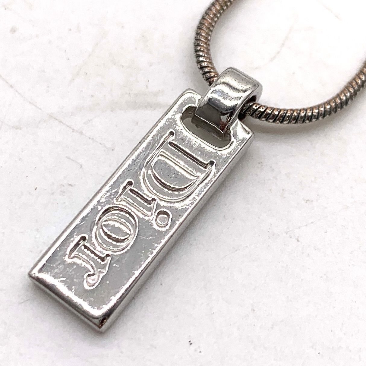 Christian Dior ネックレス　シルバー　CDロゴ お買い得】Christian Dior ネックレス シルバー CDロゴ - メルカリ