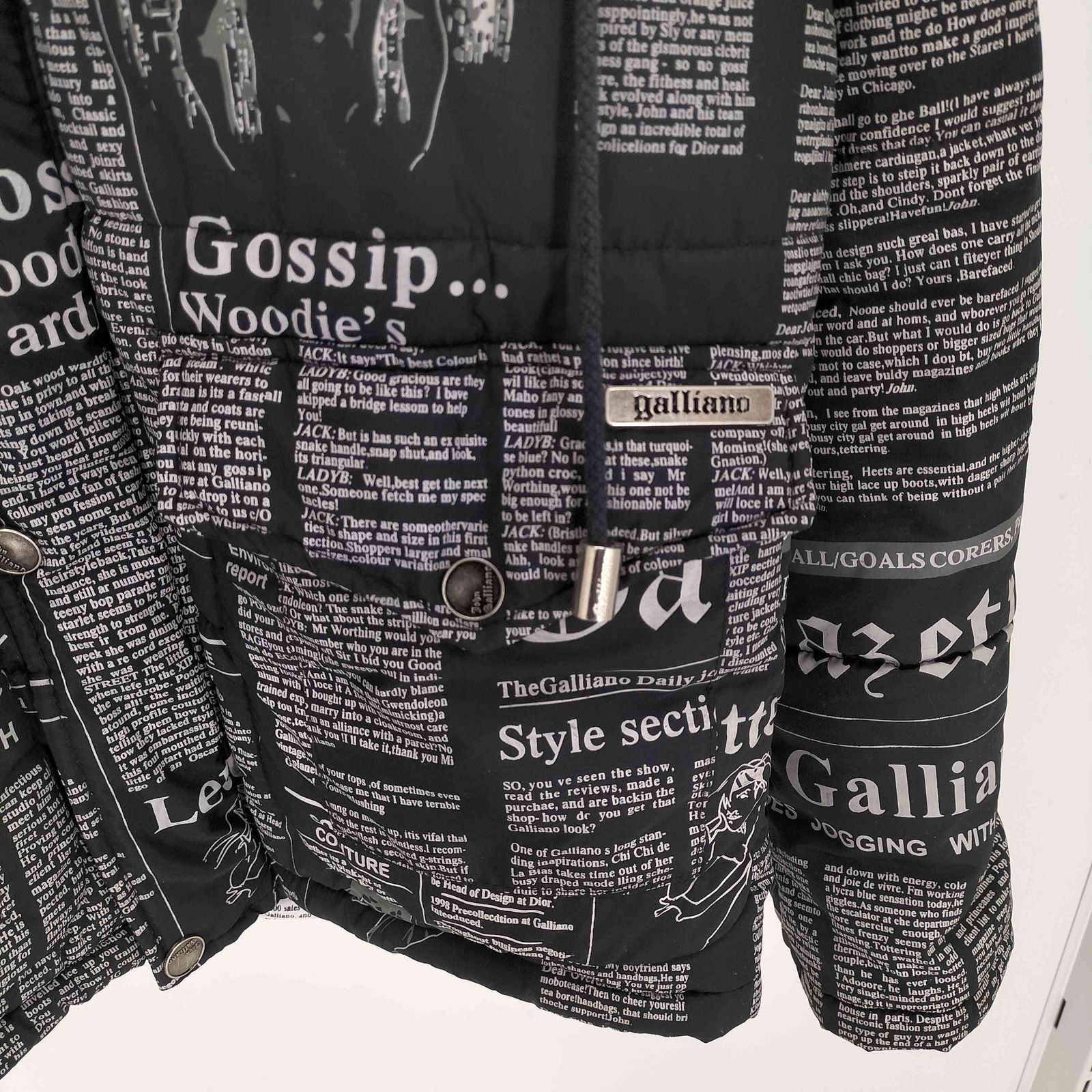 【John Galliano】NEWS PAPER DOWN VEST 希少 ジョンガリアーノ JOHN GALLIANO イタリア製 ニュースペーパーダウン