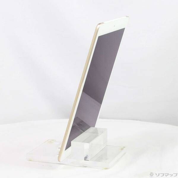 中古品〕 iPad Air 2 32GB ゴールド MNVR2J／A docomo【349】 - メルカリ