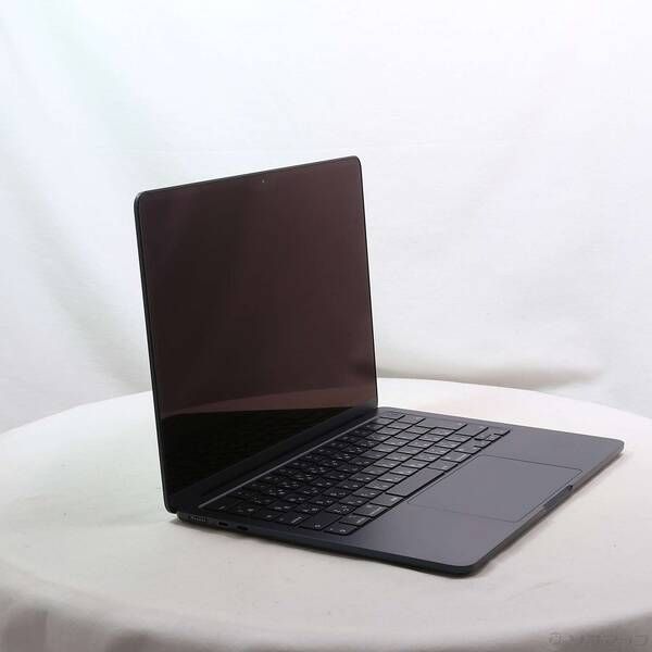 中古品〕 MacBook Air 13.6-inch Mid-2022 MLY33J／A Apple M2 8コア