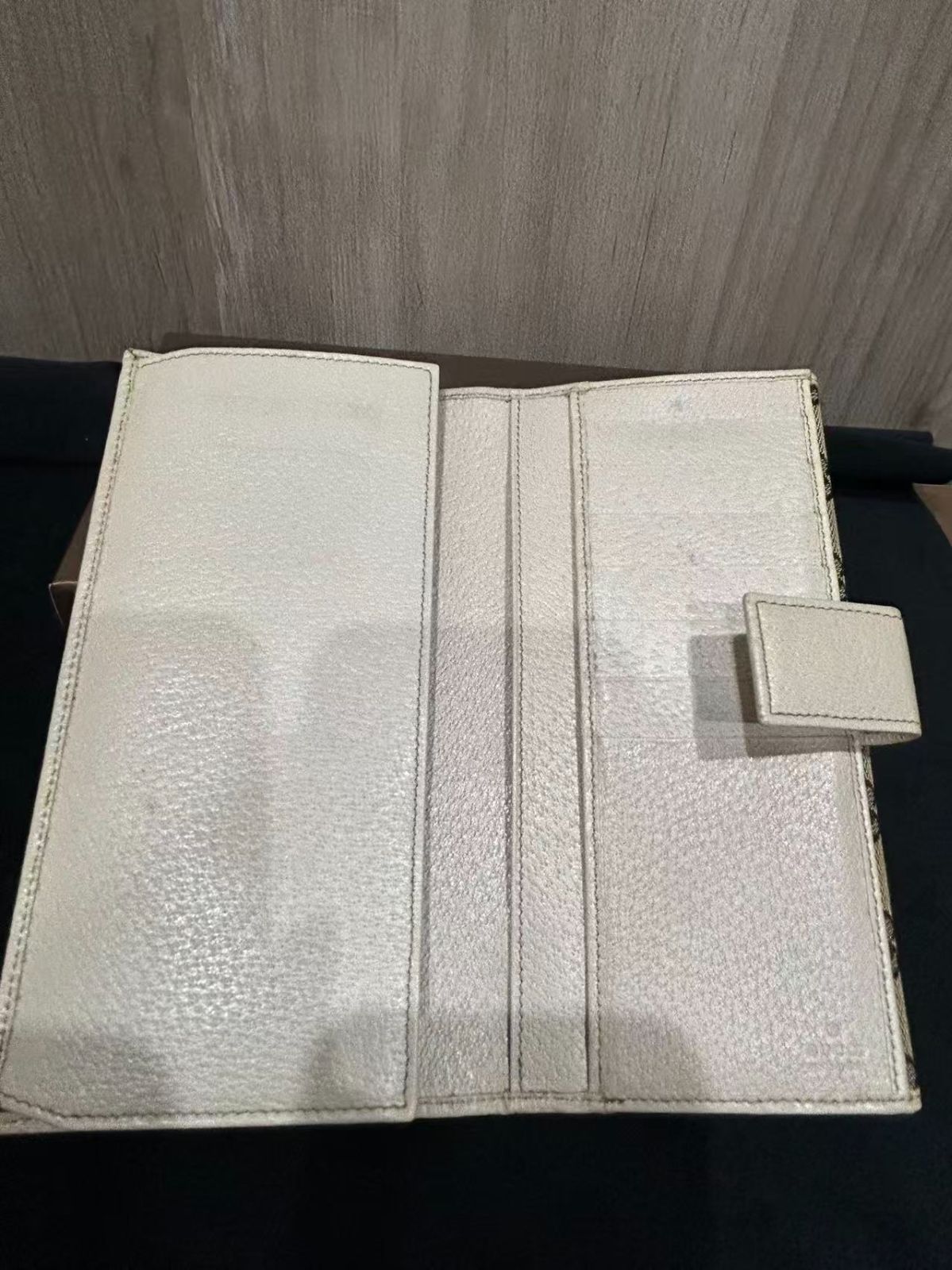 グッチ□Wホック 二つ折り長財布 GGキャンバス ロング ウォレット