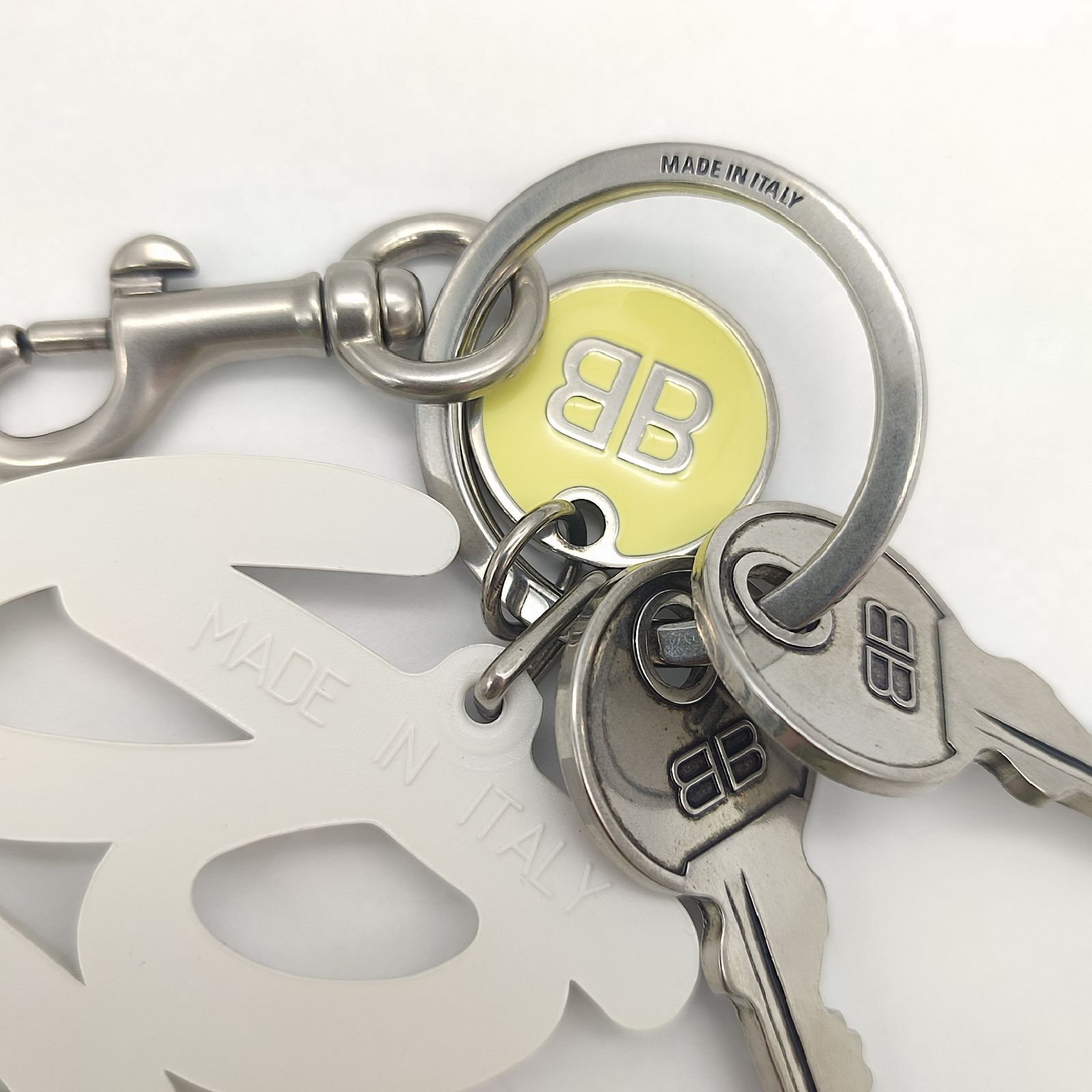 超美品】バレンシアガ BALENCIAGA Blncg キーチャーム BB シリコン SS