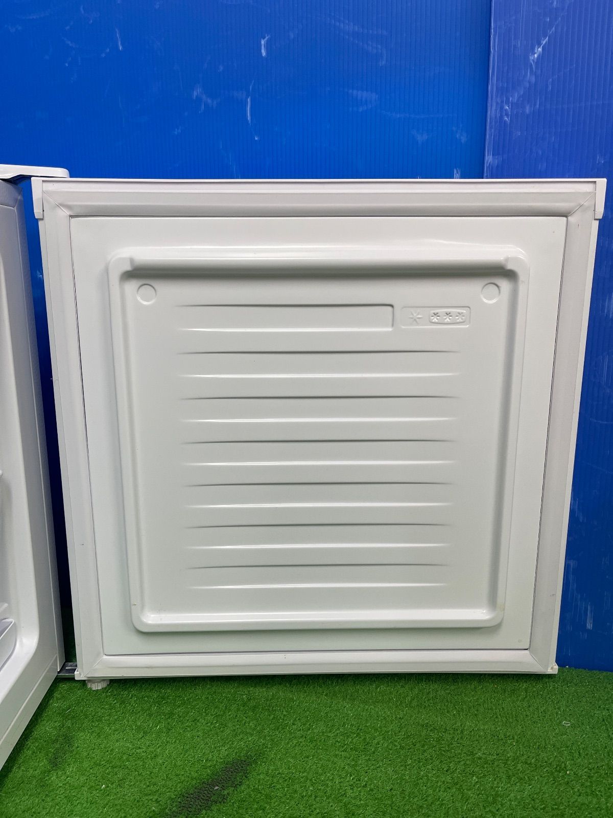 V800☆2024年製 1ドア冷凍庫31L 冷蔵切替機能付FZ03A-31WT 動作品 送料