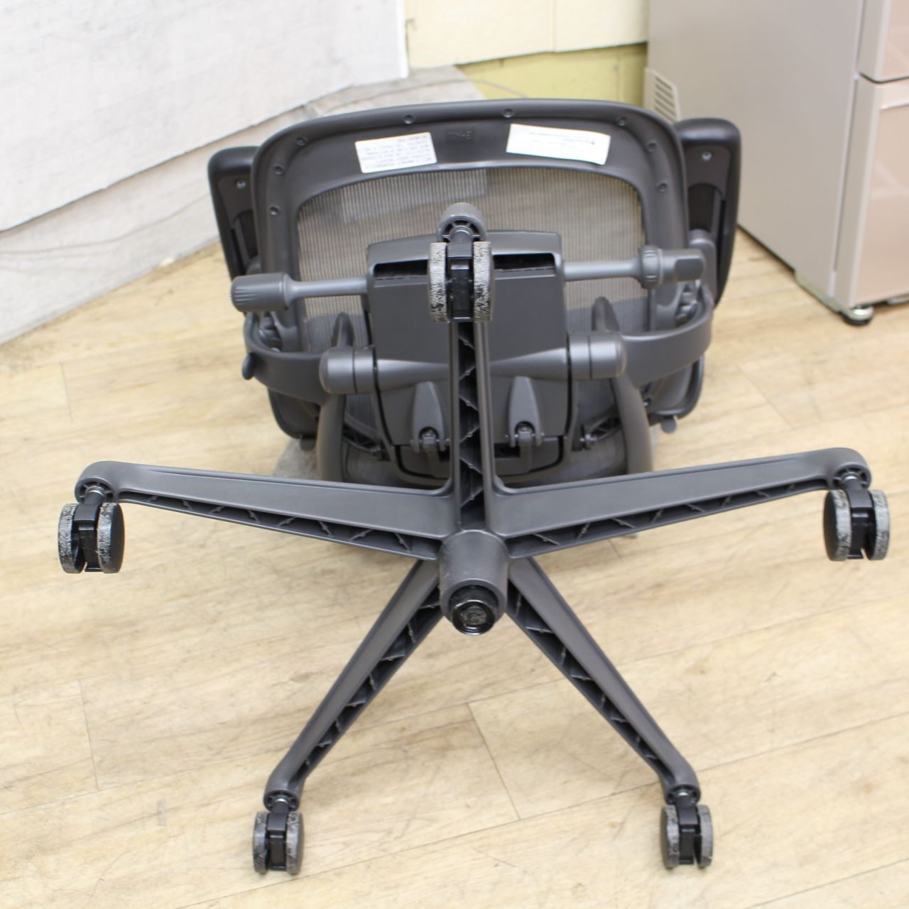 アーロンチェア