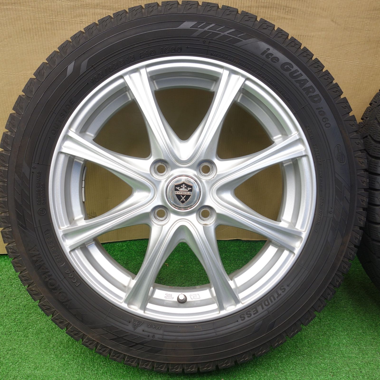 バリ溝！キレイ！9分☆スタッドレス 165/65R15 ヨコハマ アイスガード 