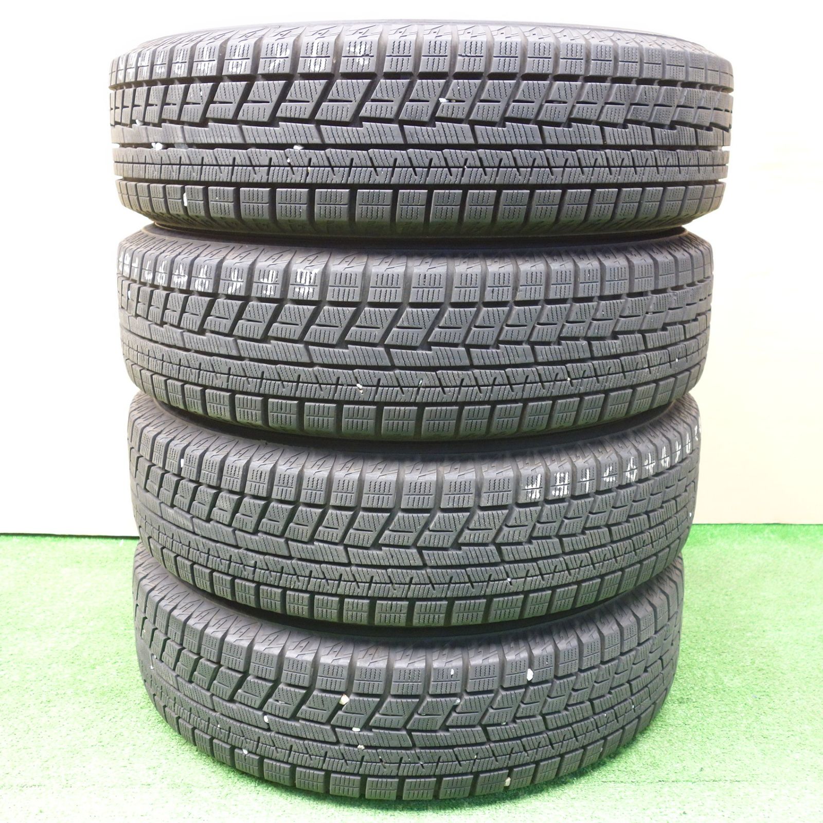 バリ溝！キレイ！9分☆スタッドレス 165/65R15 ヨコハマ アイスガード 