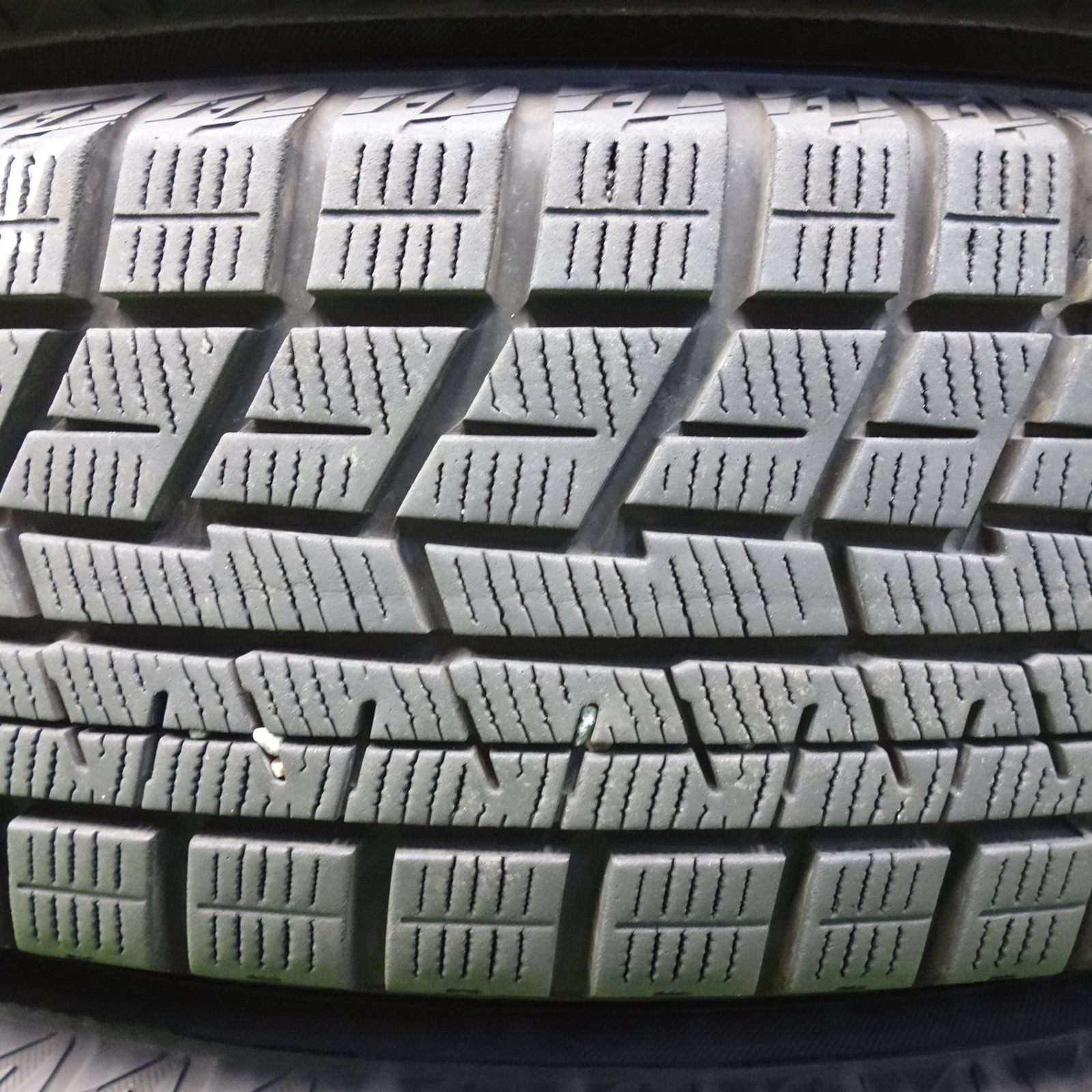 バリ溝！キレイ！9分☆スタッドレス 165/65R15 ヨコハマ アイスガード 