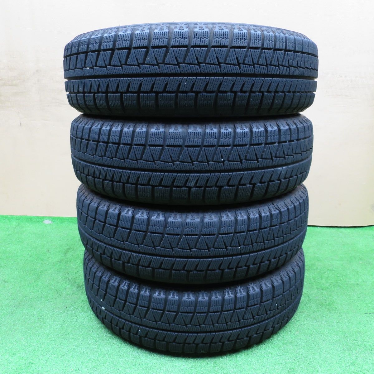 バリ溝！22年！キレイ！8.5分☆スタッドレス 155/65R14 ブリヂストン