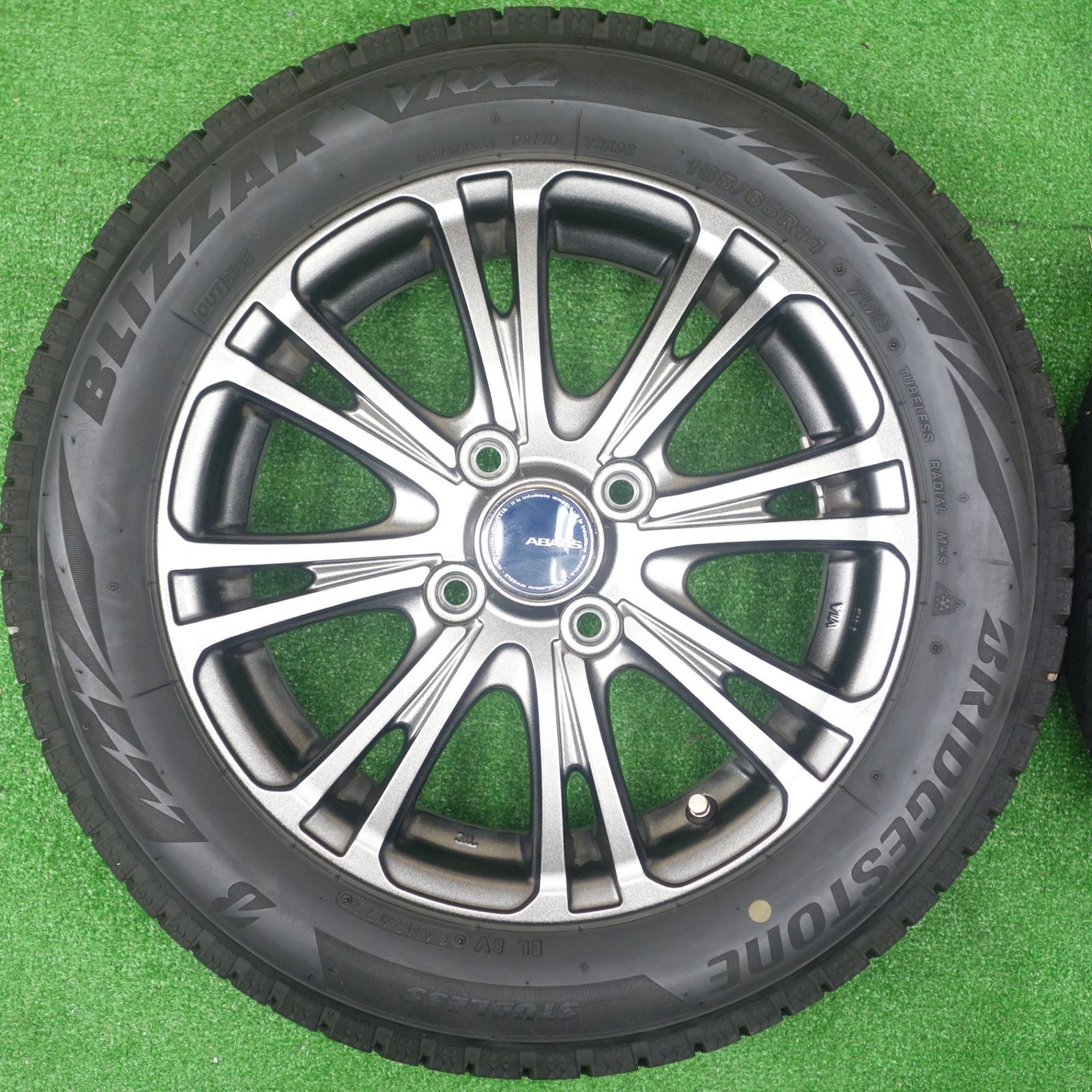 キレイ！22年☆スタッドレス 155/65R14 ブリヂストン ブリザック VRX2 