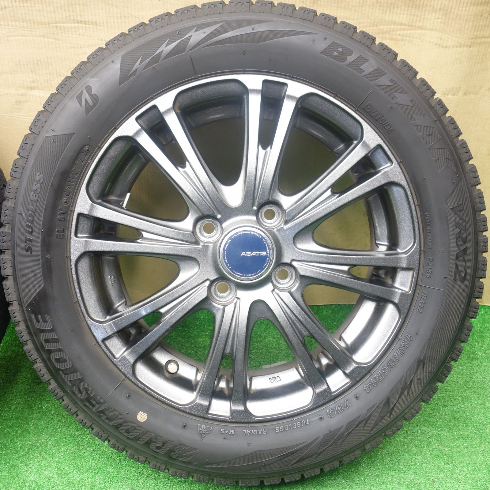 キレイ！22年☆スタッドレス 155/65R14 ブリヂストン ブリザック VRX2 
