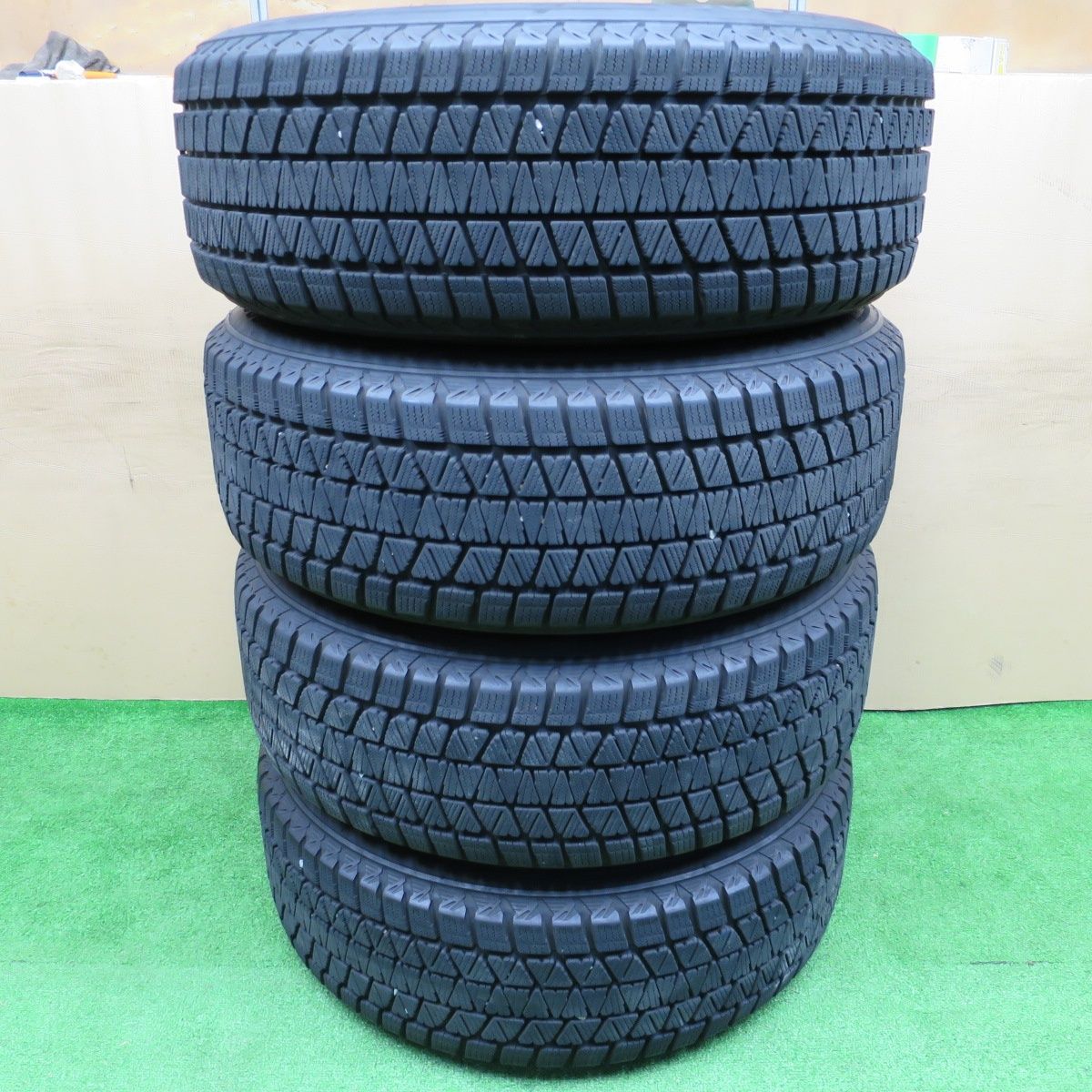 バリ溝！キレイ！9分☆ベンツ 等 MSW 40 O・Z 235/60R18 スタッドレス