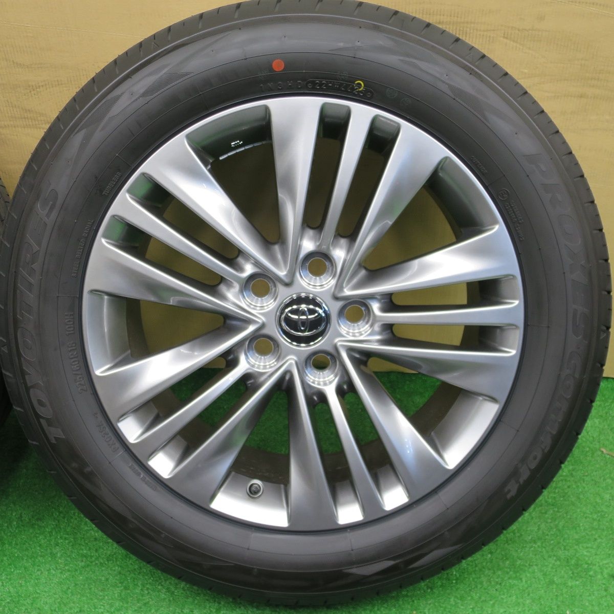 新車外し！25年☆トヨタ 40系 アルファード ヴェルファイア 純正 225