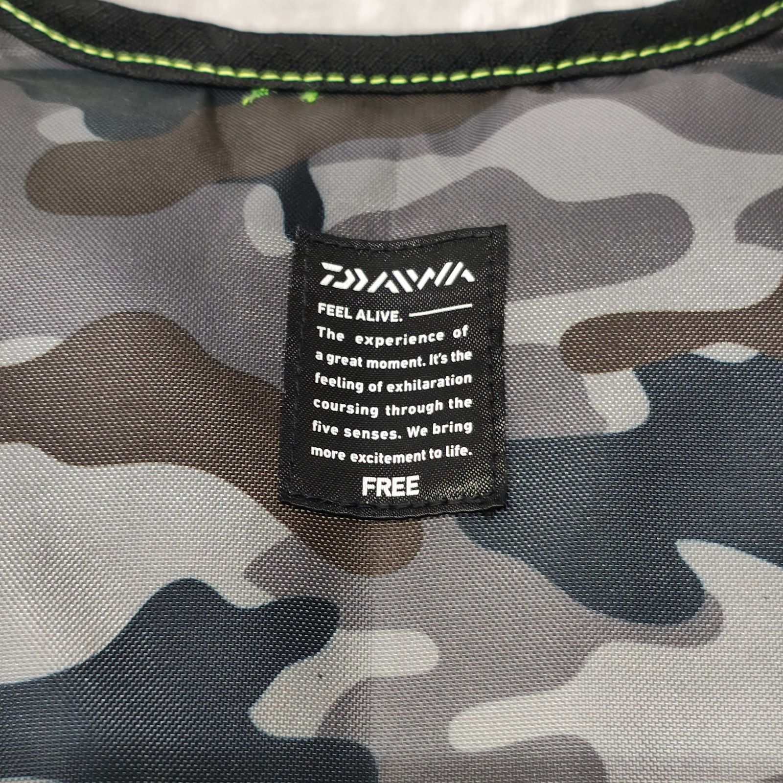 DAIWA DF-6406 ダイワ フローティングベスト ブラック 迷彩