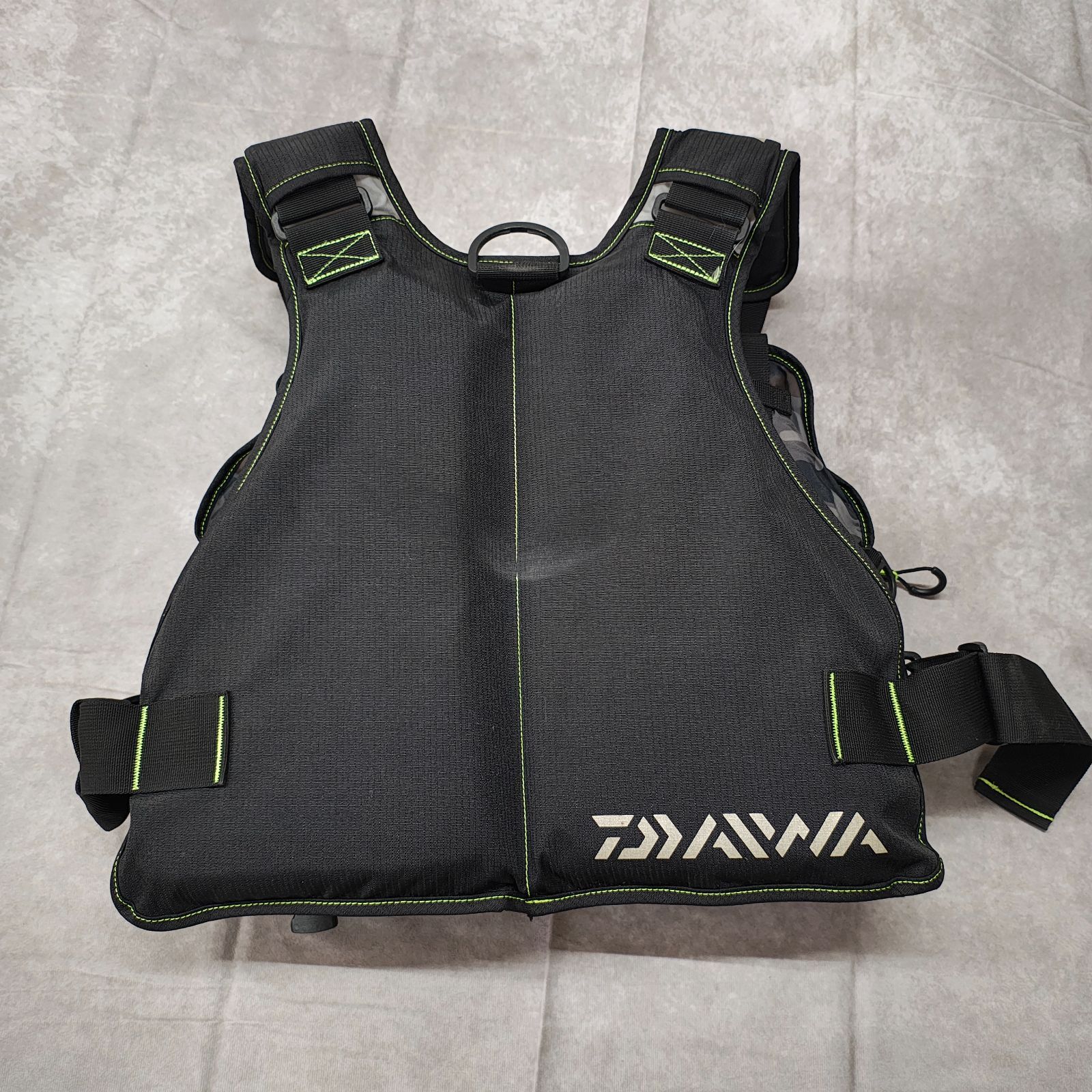 DAIWA DF-6406 ダイワ フローティングベスト ブラック 迷彩