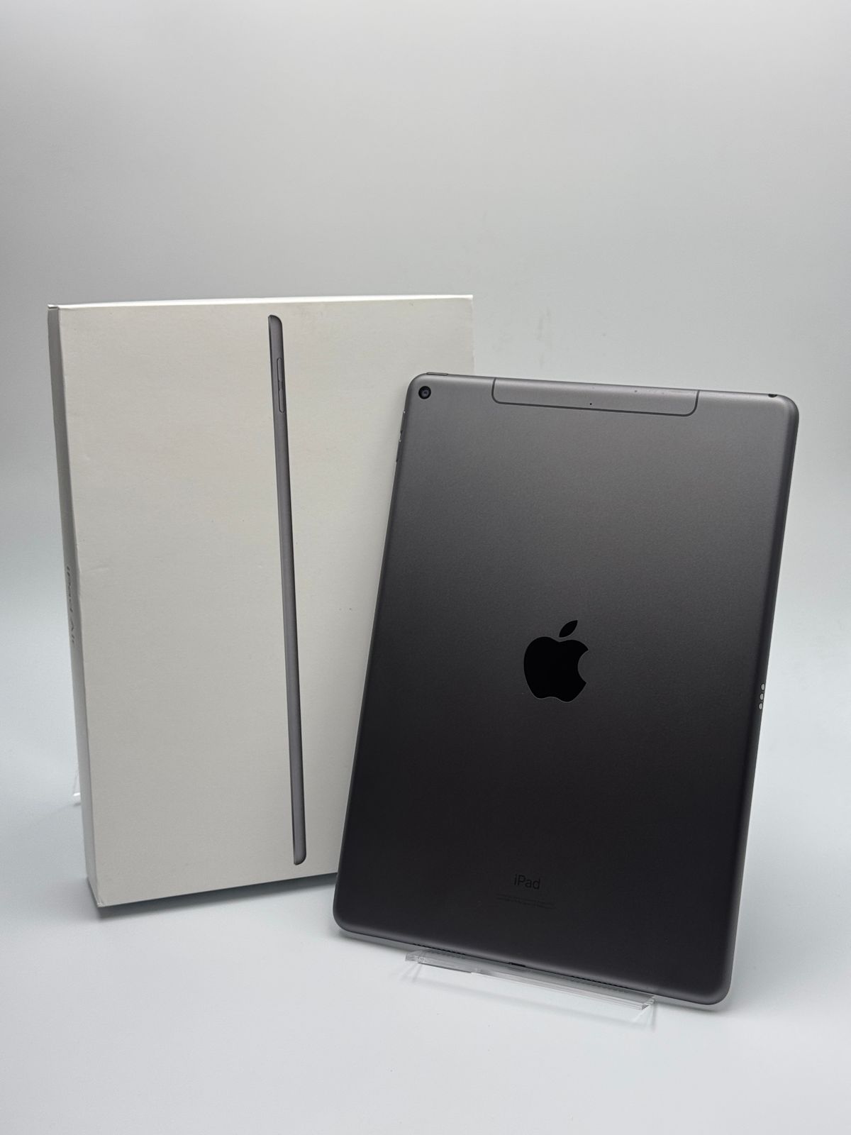 中古C】iPad Air 3 64GB スペースグレイ wifi+Cellular バッテリー【89
