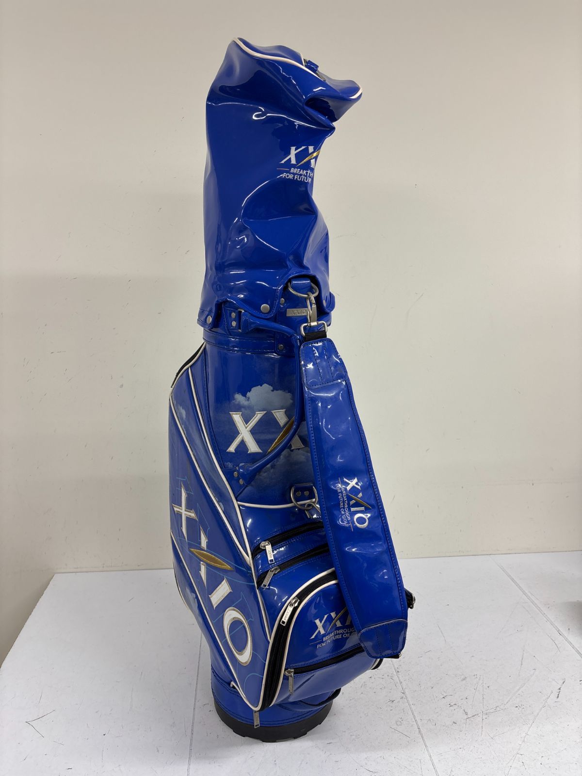 XXIO ゼクシオ エナメルキャディバッグ 青 メタリック 良品 XXIO
