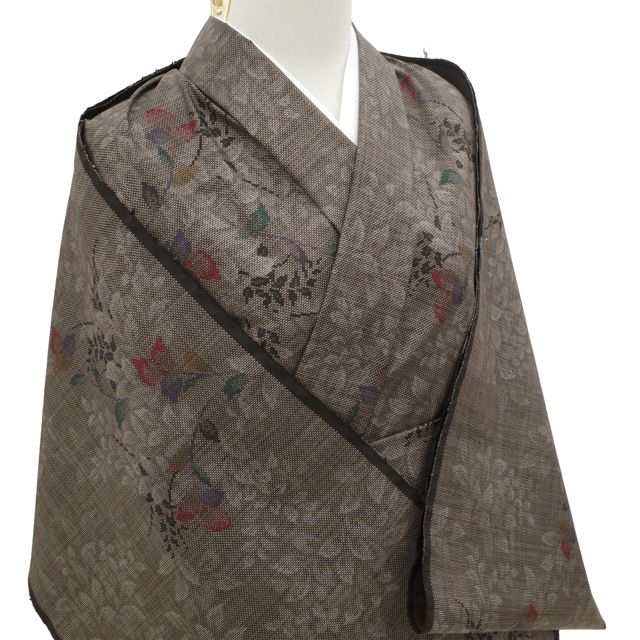 ★本場奄美大島紬未使用 絹 着物反物 多色花柄　上質　綺麗 新古品】 本場奄美大島紬 着物 着尺 反物 正絹 未使用 大島紬 7マルキ