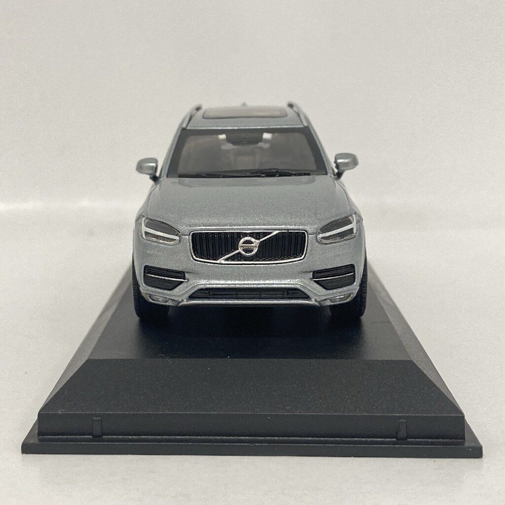 NOREV 1/43 ボルボ XC90 2015 エレクトリックシルバー - メルカリ