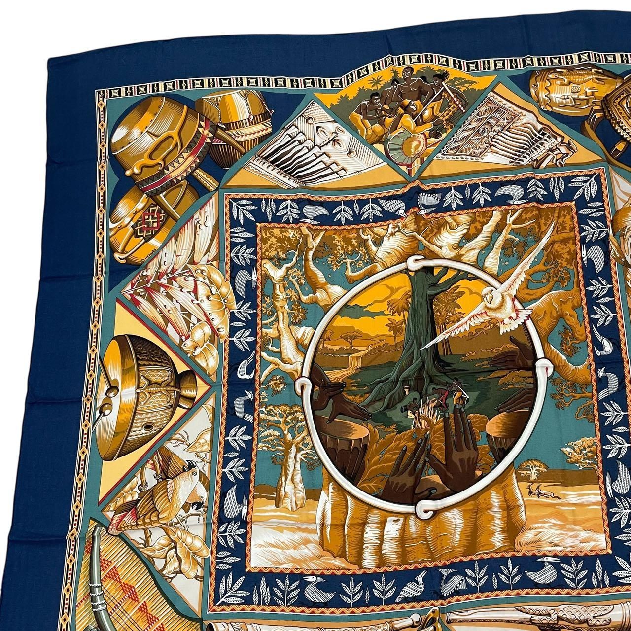 HERMESカレ90 Au son du tam tam タムタムの音に合わせて 楽天市場】エルメス HERMES カレ90 Au Son du Tam Tam タムタムの音に