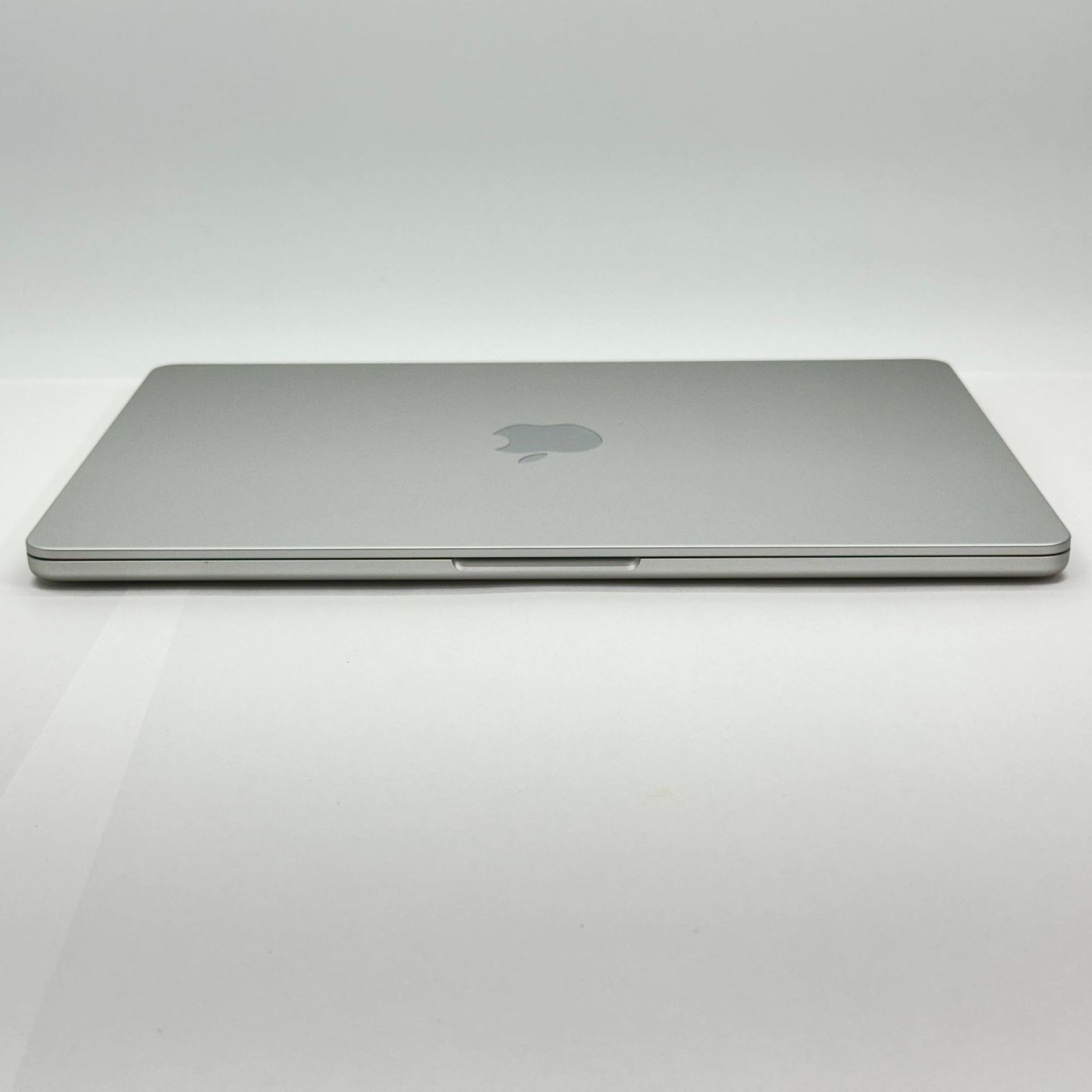 美品 Apple MacBook Air MXCT3J/A M3 2024 16GB SSD 512GB シルバー