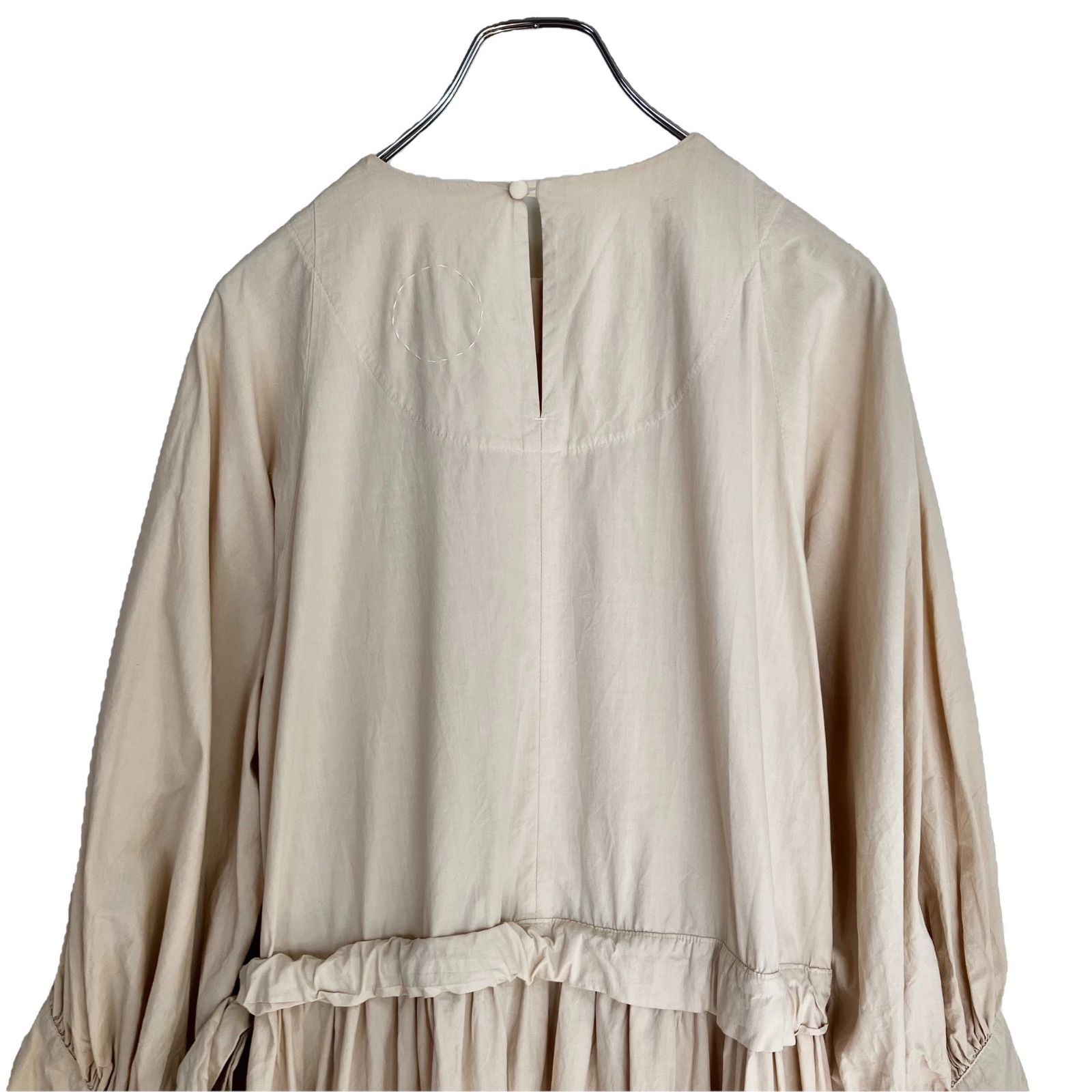 コズミックワンダー タイプライター ギャザー ファーマーズドレス ベージュ COSMIC WONDER CS typewriter gather farmer´s dress タイプライター