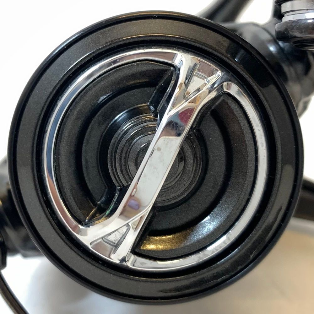 SHIMANO - 【加古川店】 中古 SHIMANO | シマノ リール 23ヴァンキッシュ C2000S C2000S 【スピニングリール】 【86】 加古川店】 中古 SHIMANO | シマノ リール 23ヴァンキッシュ C2000SHG