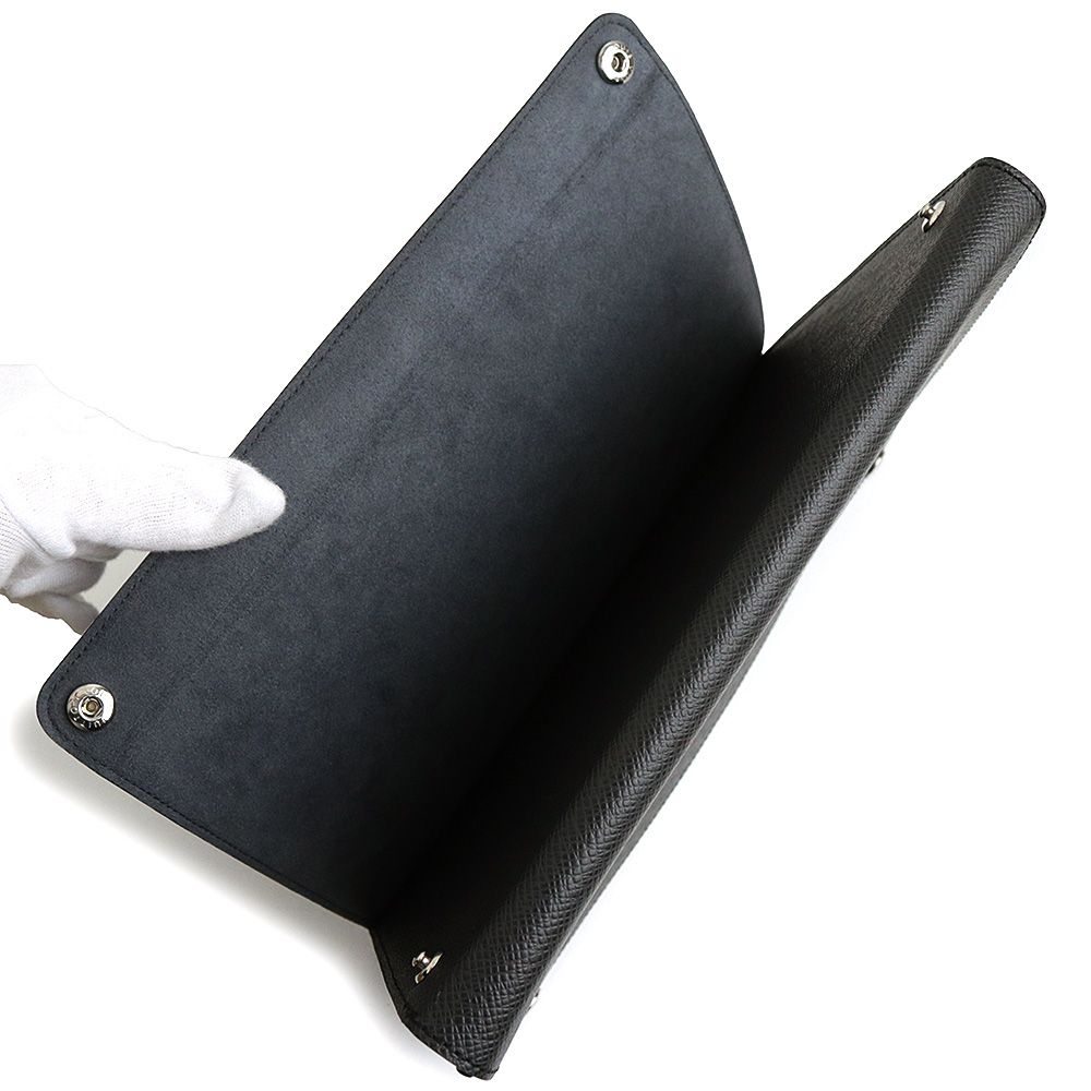 ルイ ヴィトン M93804 エテュイ タイガ アルドワーズ ブラック iPad