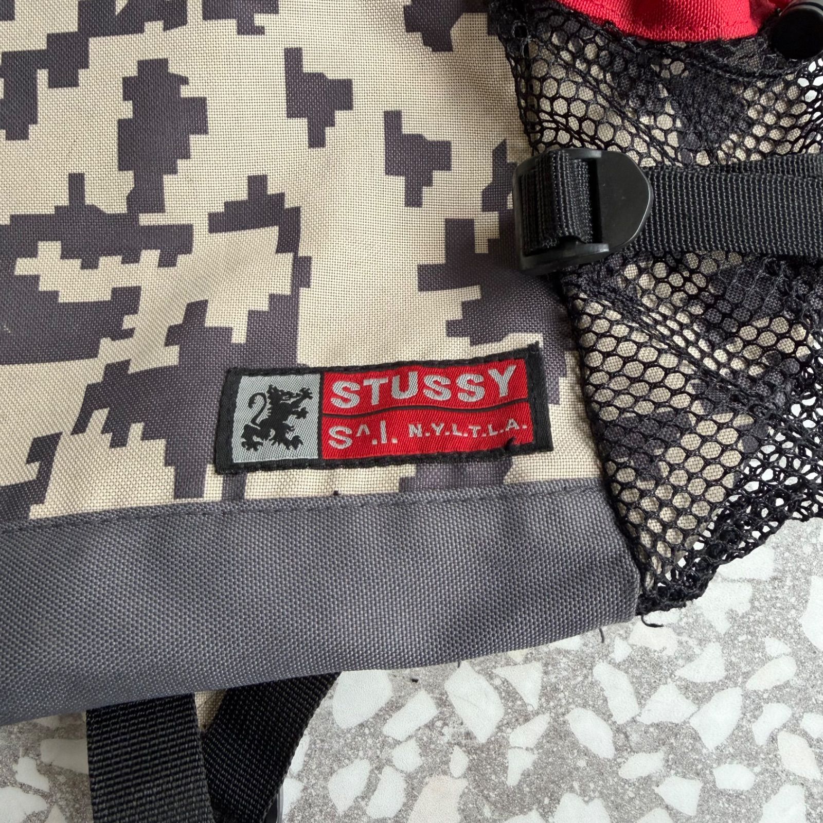 STUSSY / 90′s digital camo bag 【デジカモ、ミニショルダー