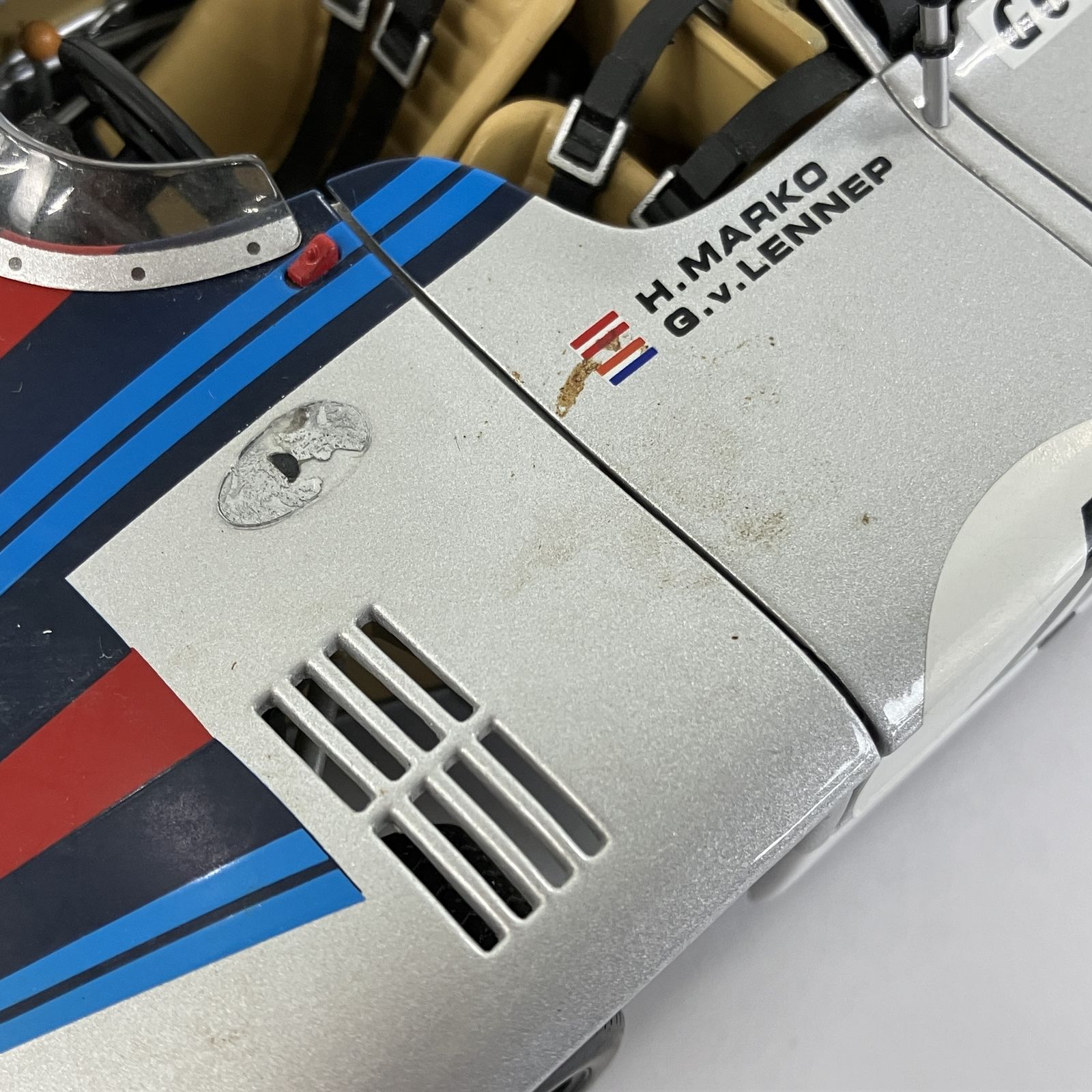 AUTO art オートアート 1/18 ポルシェ 908/03 ミニカー 中古 Y10801618