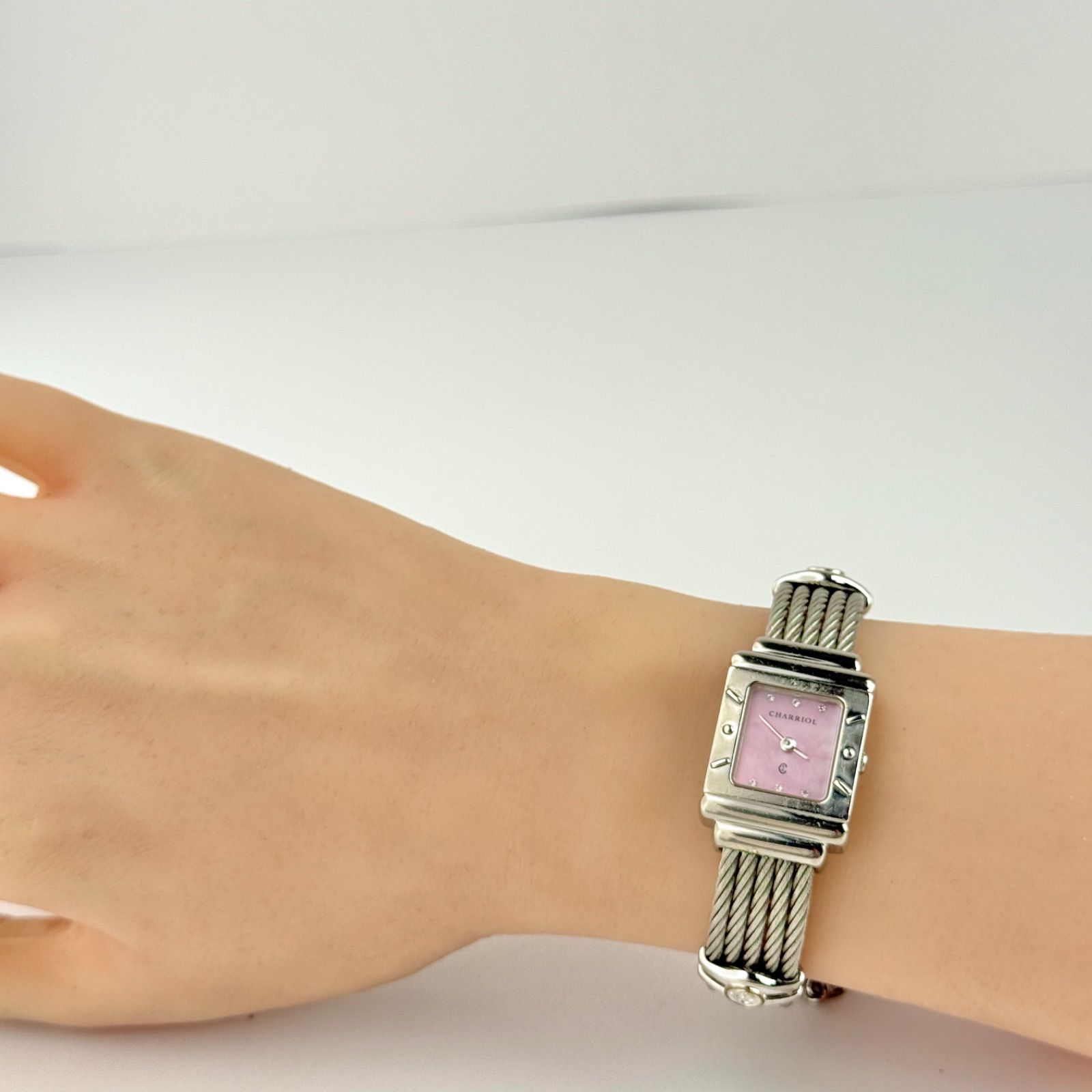 シャリオール サントロペ ピンクシェル 新品電池 レディース 腕時計