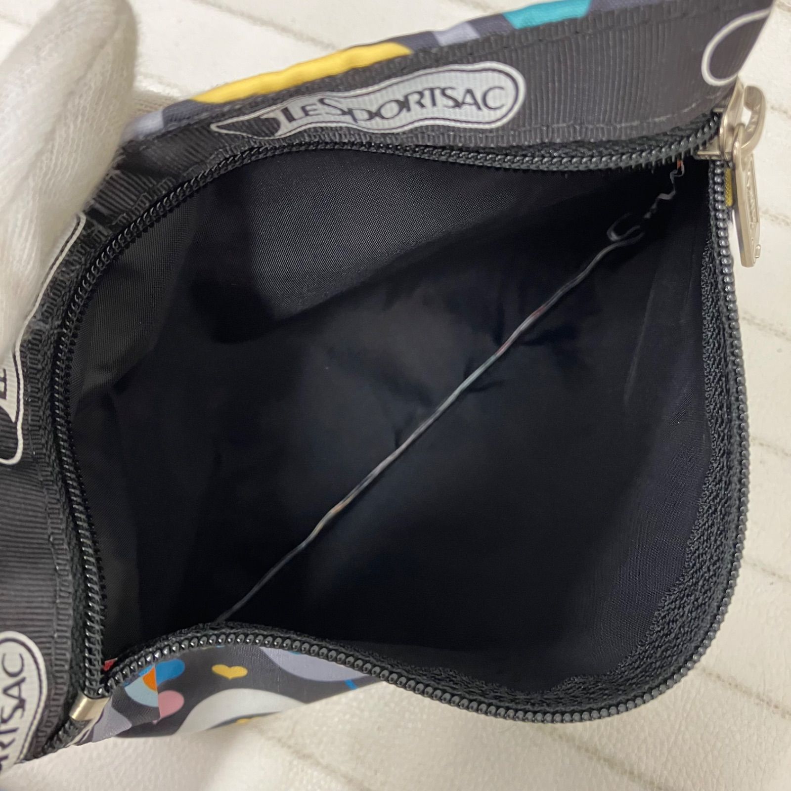 8137 LeSportsac レスポートサック ショルダーバッグ クラシック