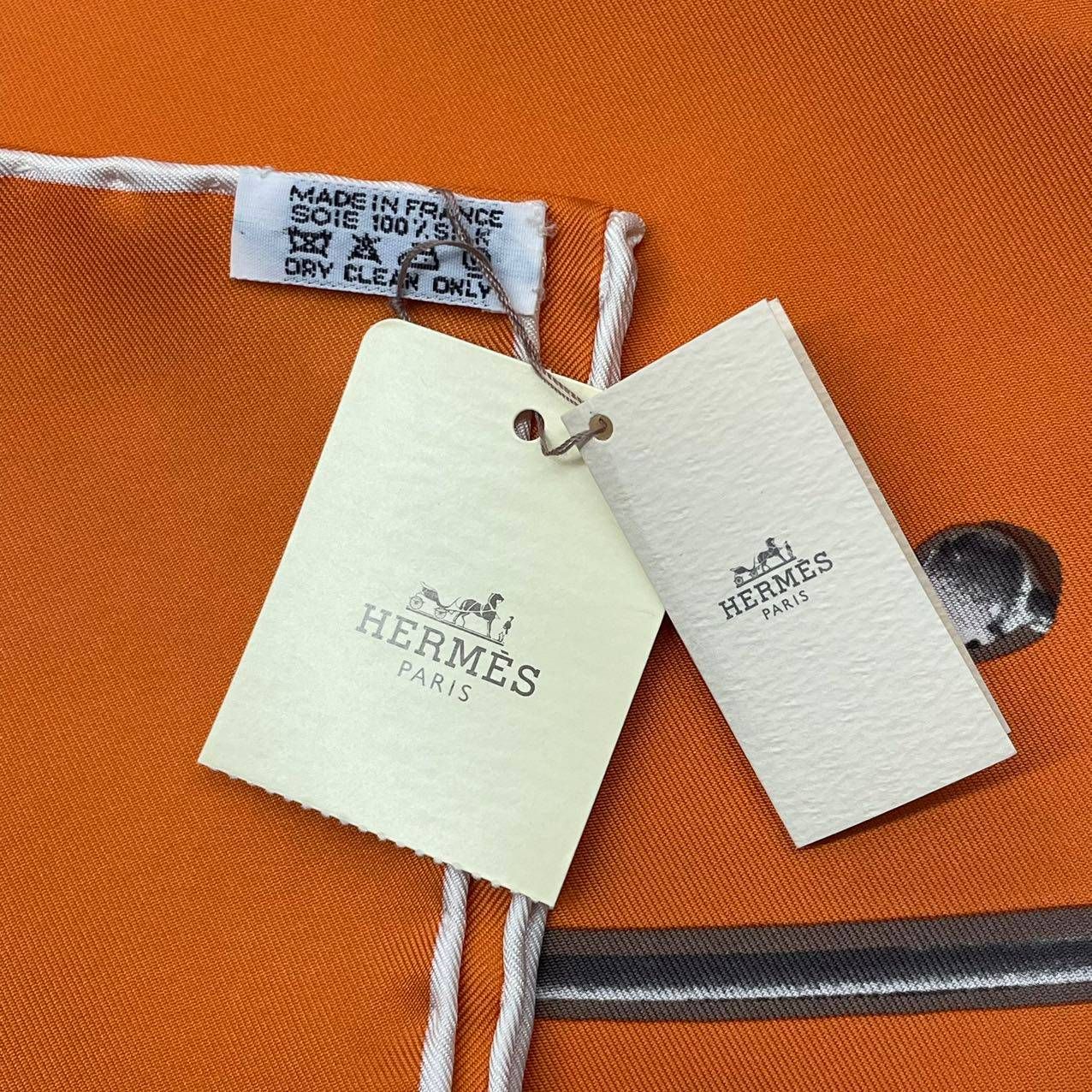 【美品】HERMES　エルメス　 銀の雫　VIF ARGENT　 スカーフ　カレ 未使用品 HERMES エルメス カレ90 VIF ARGENT 銀の雫 スカーフ シルク