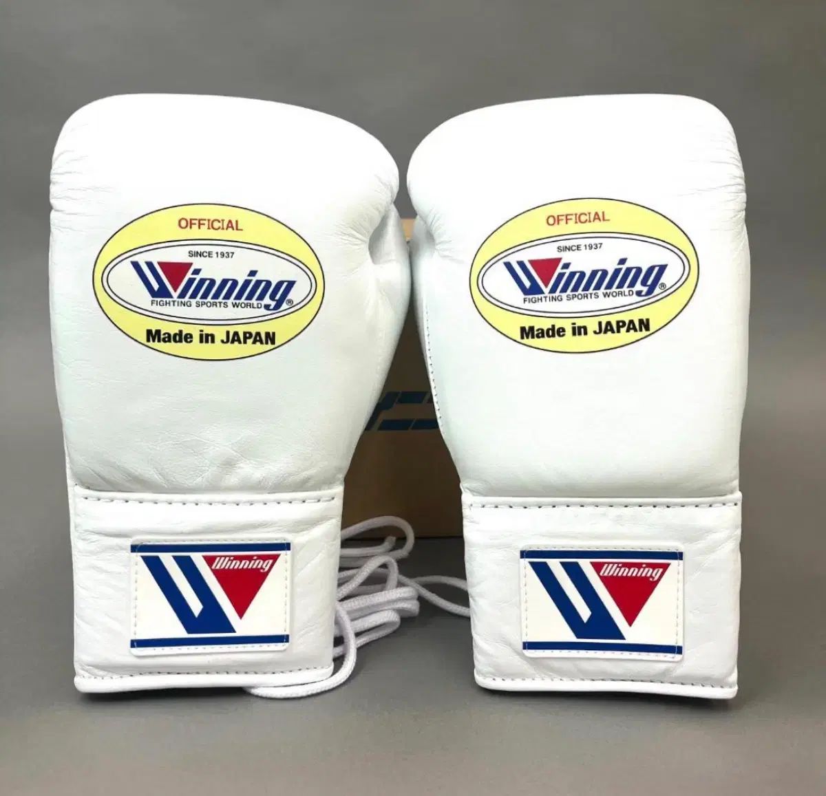 ウィニング グローブ 8オンス 白 - メルカリ