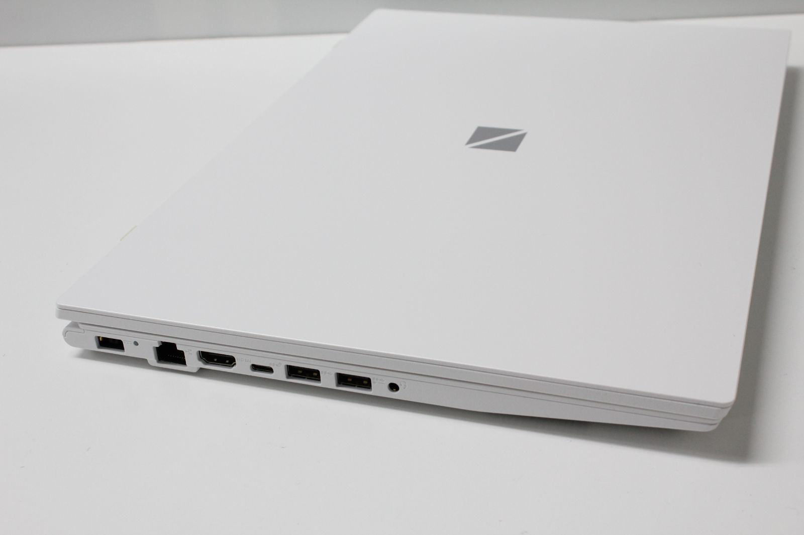 中古ノートPC】NEC〈LAVIE N15 N1575/CAW 〉Intel Core i7/SSD512GB