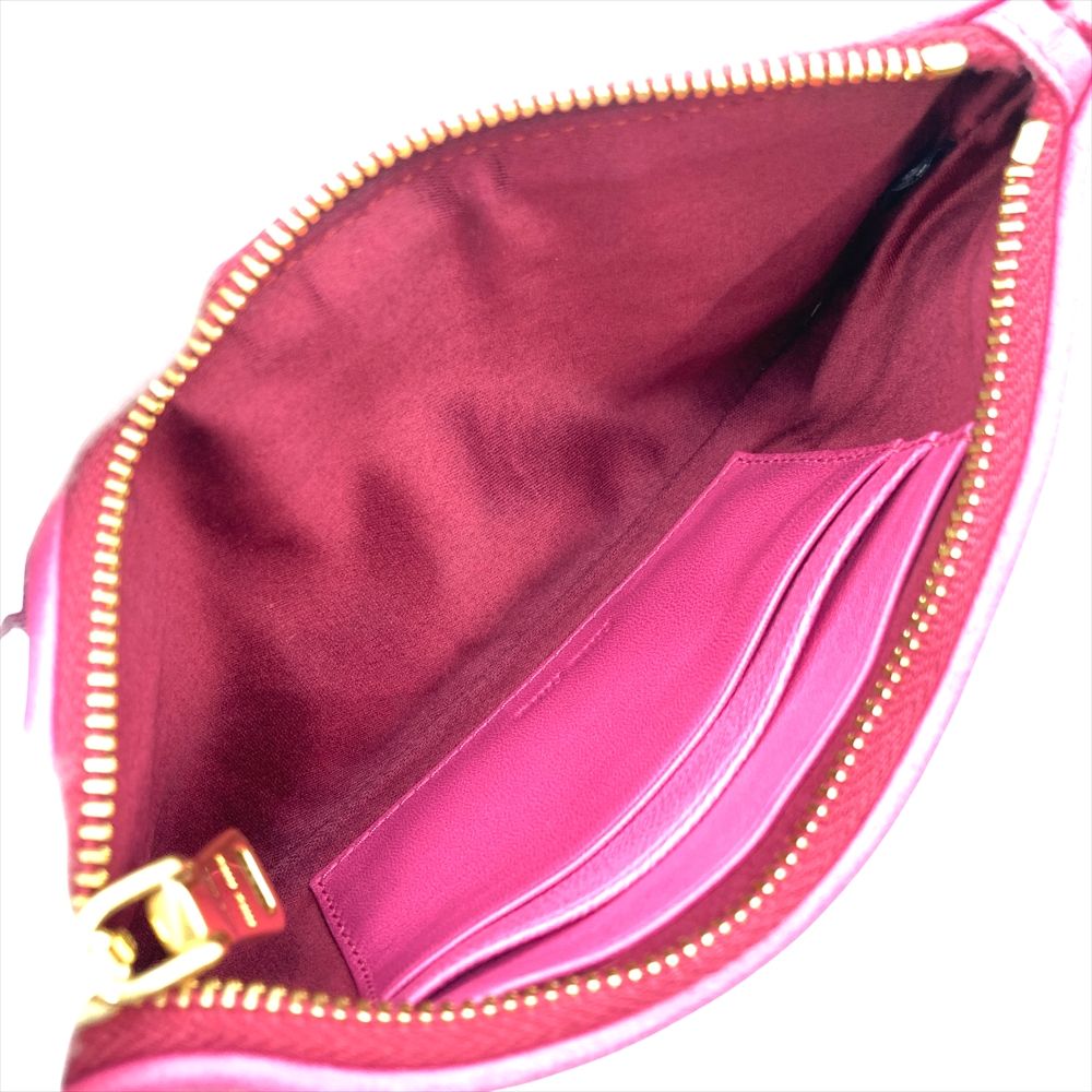 【BIGお買い物ラリー★30%OFFセール中】ミュウミュウ MIUMIU ポーチマテラッセ アクセサリーポーチ ピンク ゴールド レディース 中古 ミュウミュウ MIUMIU マテラッセ ポーチ レザー ピンク ゴールド金具