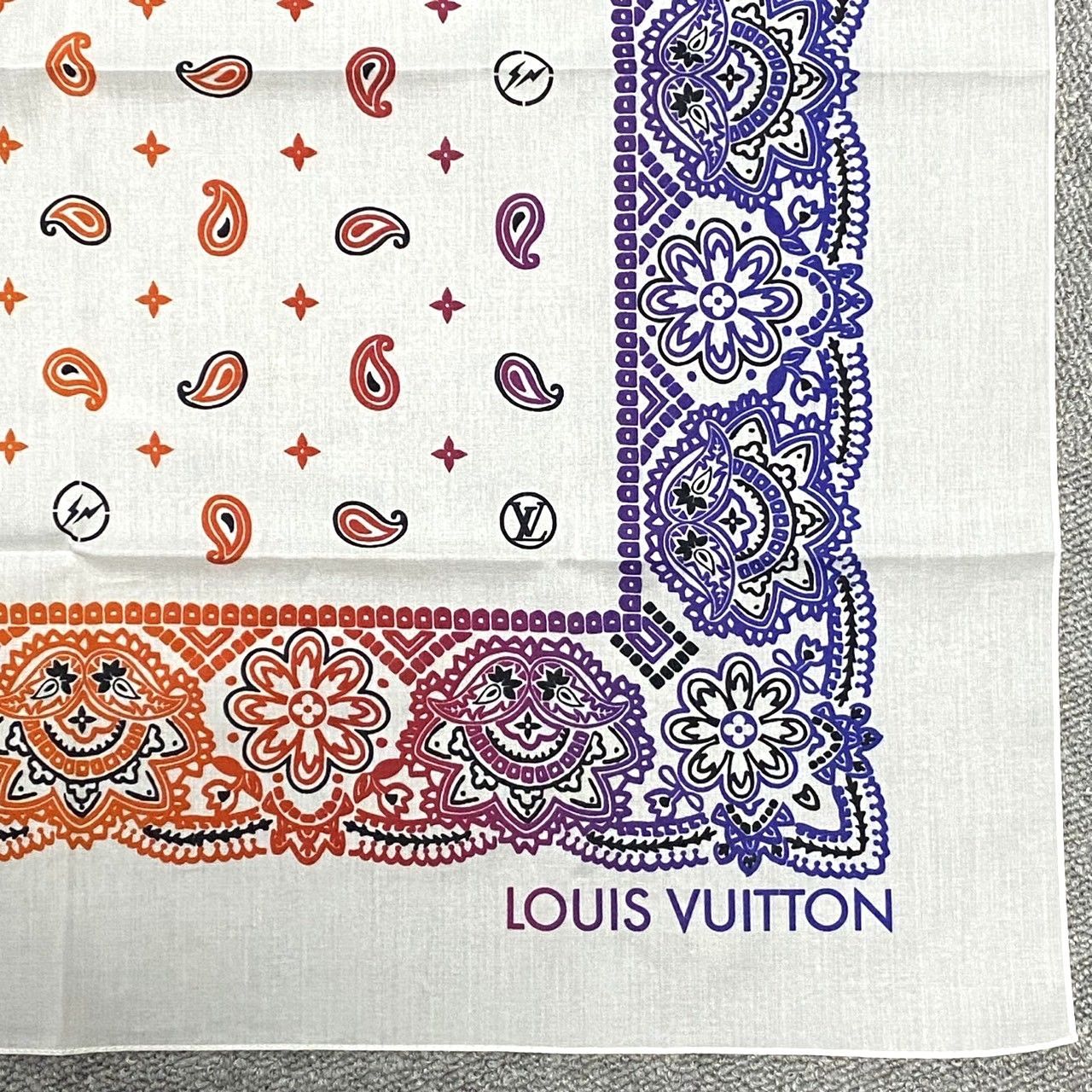 ルイ•ヴィトン×フラグメント スカーフ 2638 LOUISVUITTON ルイヴィトン フラグメントデザイン コラボ 限定