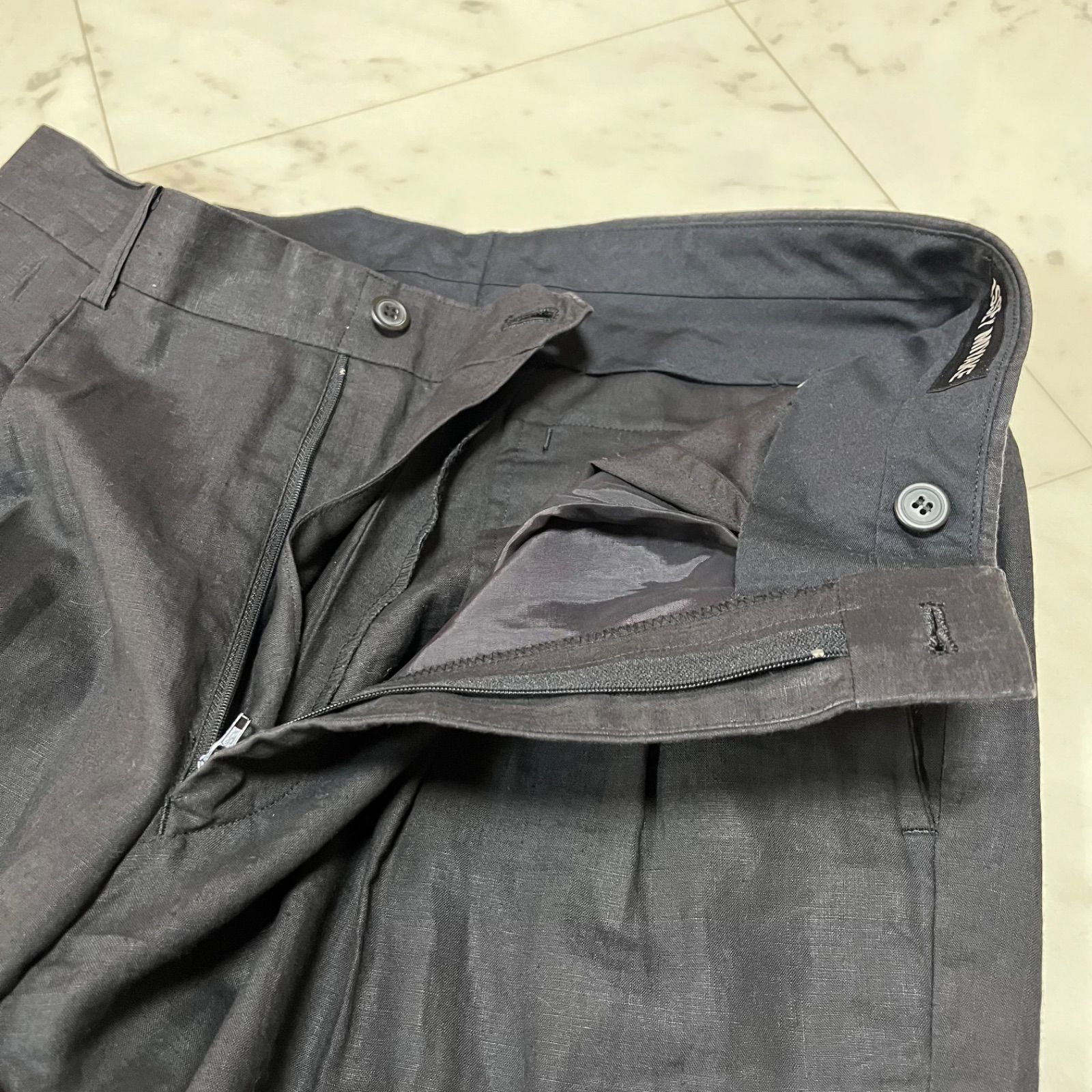 イッセイミヤケ メンズ シワ チェック パンツ ブラック リネン