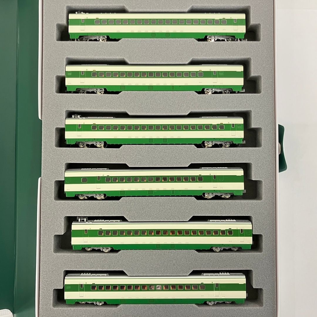 KATO 10-1156.1157 200系東北・上越新幹線12両 KATO 10-1156.1157 200系東北・上越新幹線12両