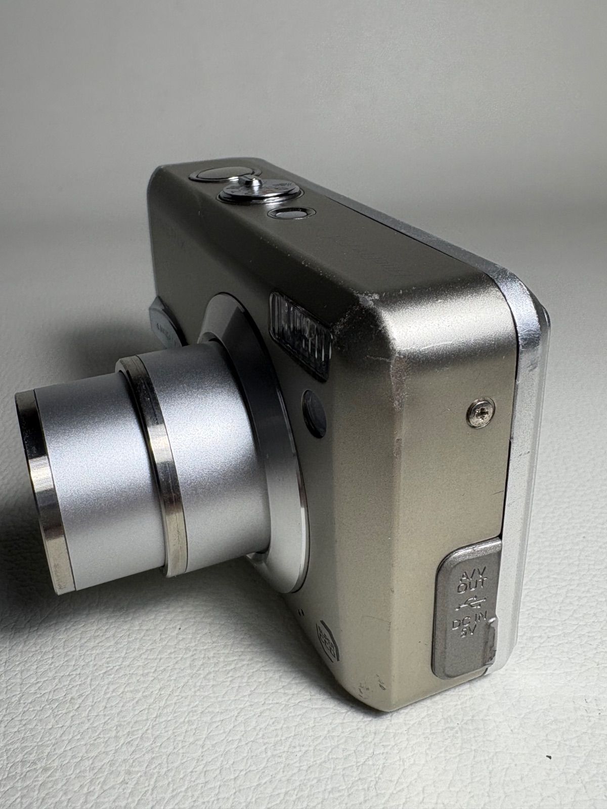 FUJIFILM デジタルカメラ FinePix F30 【動作確認済み】 - メルカリ