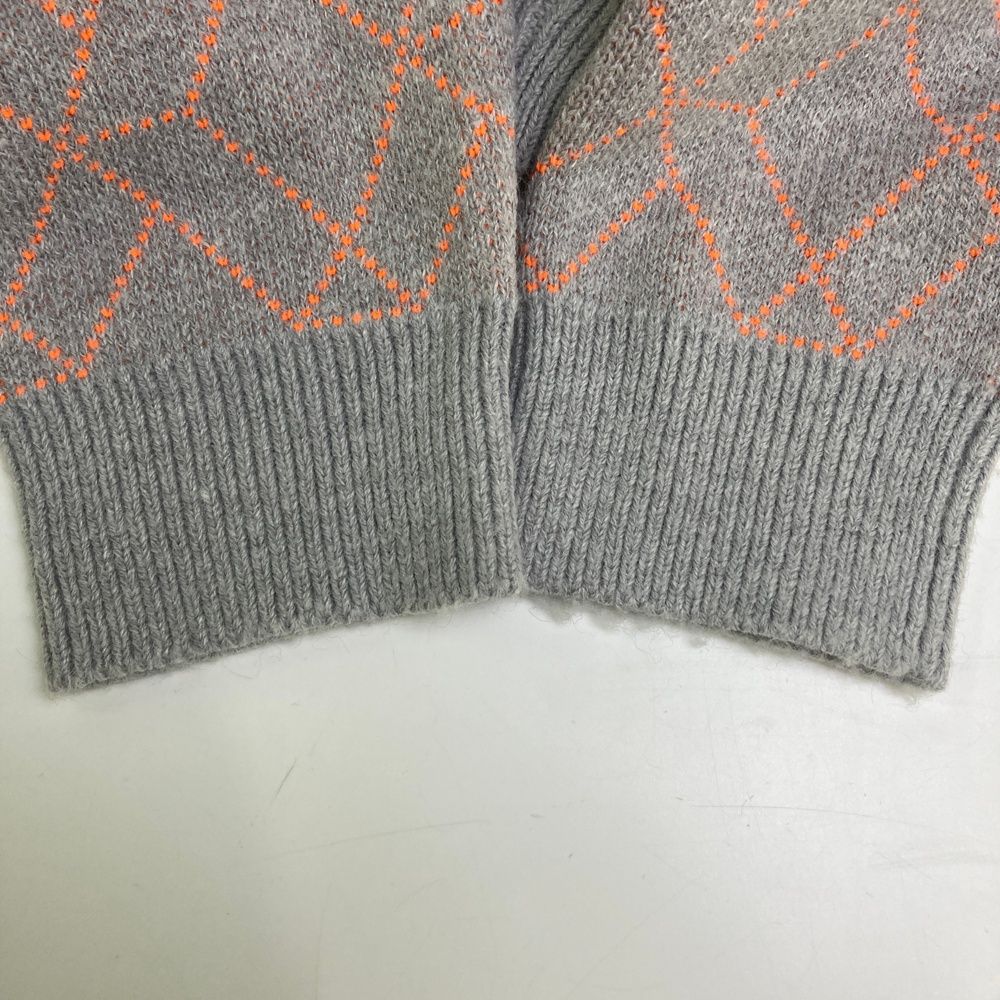 未使用級美品　ニューバランス 23年モデル ニットセーター 総柄 ゴルフウェア New Balance Golf（ニューバランスゴルフ） セーター ニット 「new