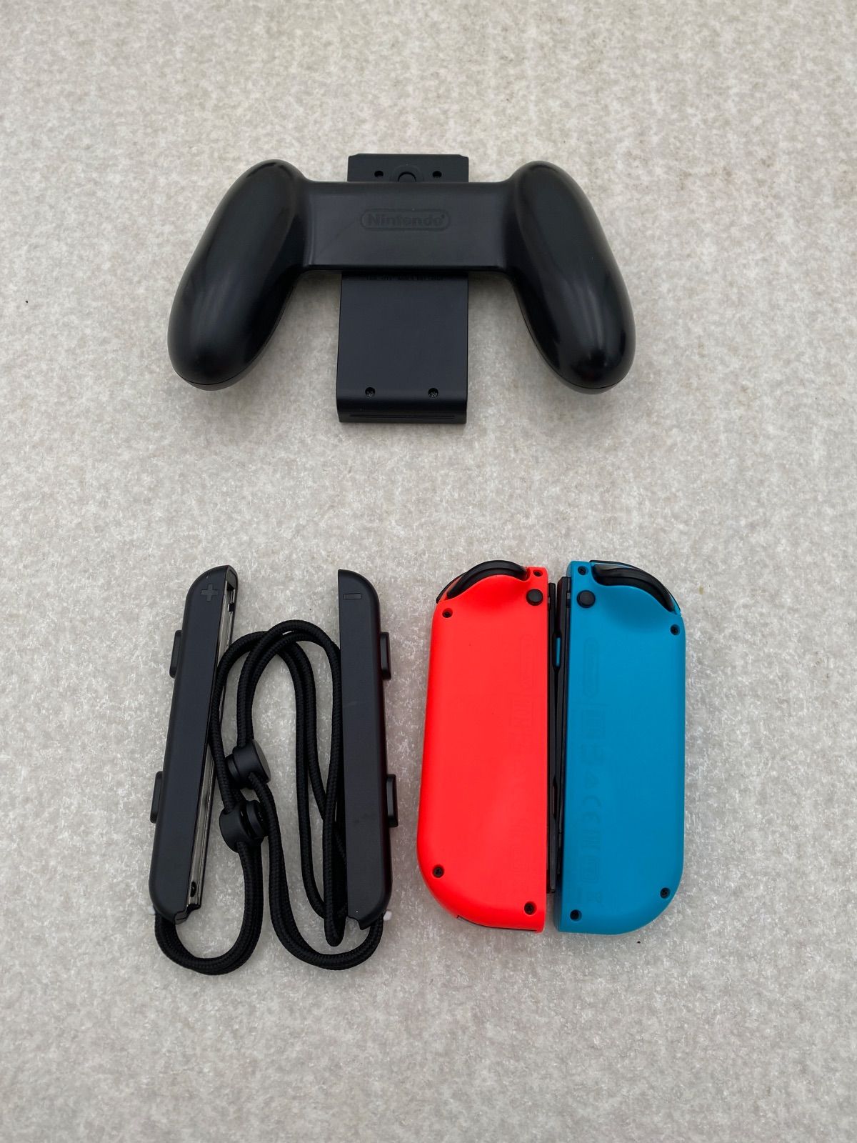 ◇Nintendo Switch Joy－Con（L） ネオンブルー／（R） ネオンレッド