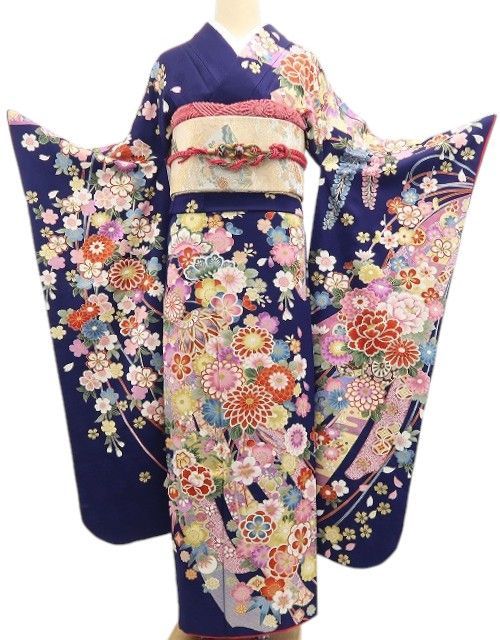 tomihisa 美品 着物 正絹 成人式 トールサイズ“絢爛豪華！花々と束ね