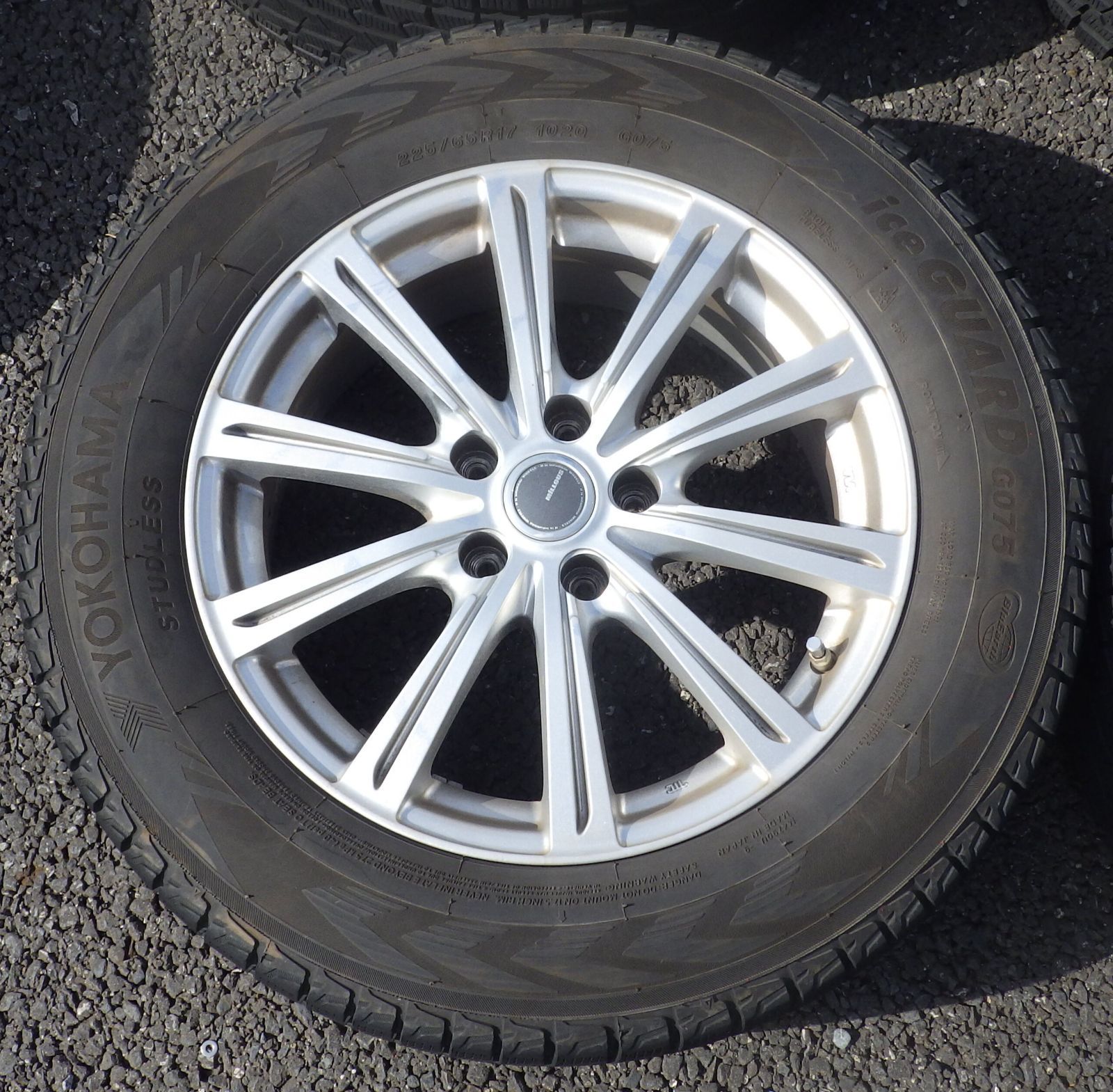 D1542)AWタイヤ☆レクサス NX□YOKOHAMA MILLOUS ／YOKOHAMA ice GUARD 