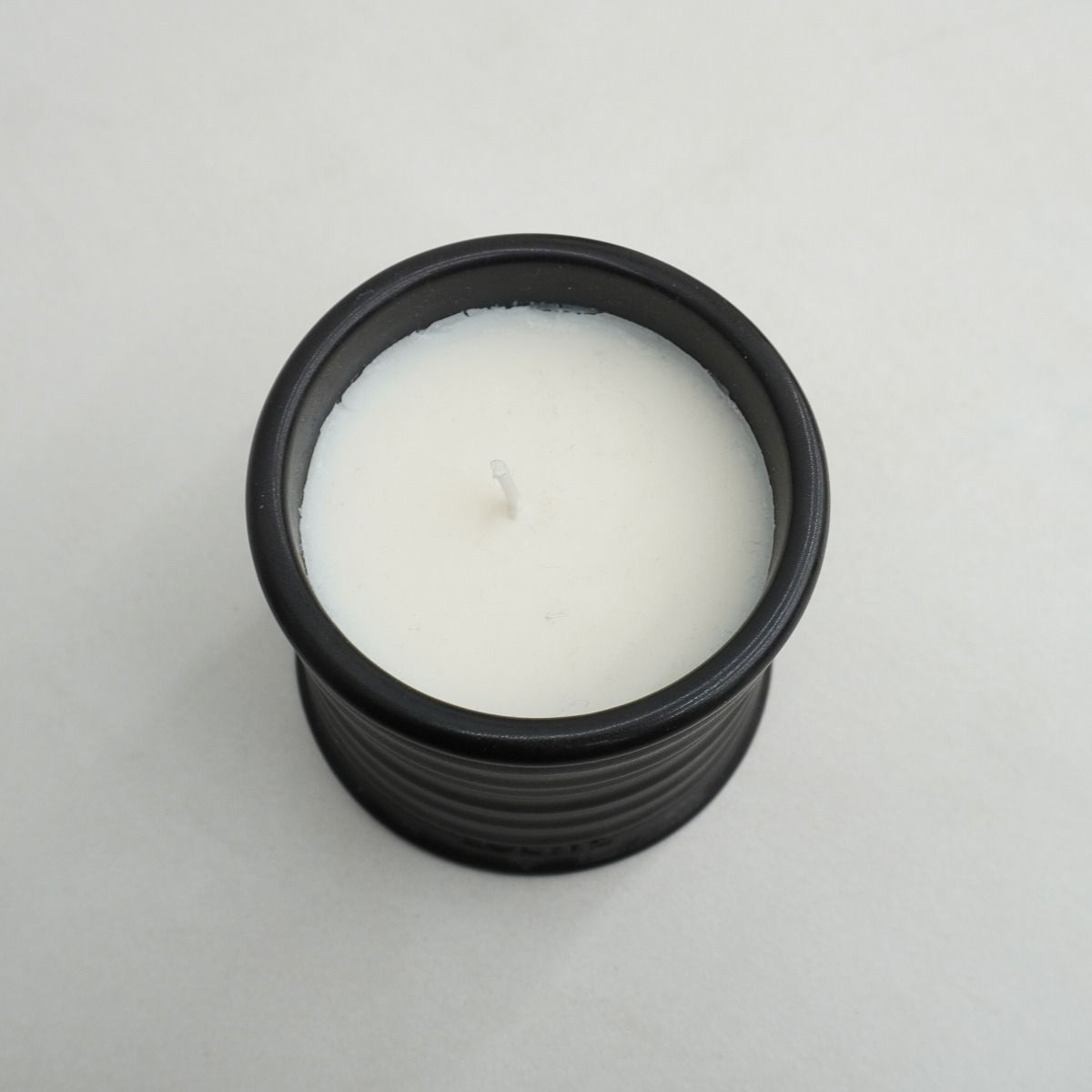 未使用品　LOEWE LIQUORICE リコリス アロマキャンドル 正規 新品 LOEWE ロエベ LIQUORICE リコリス アロマ キャンドル ルーム