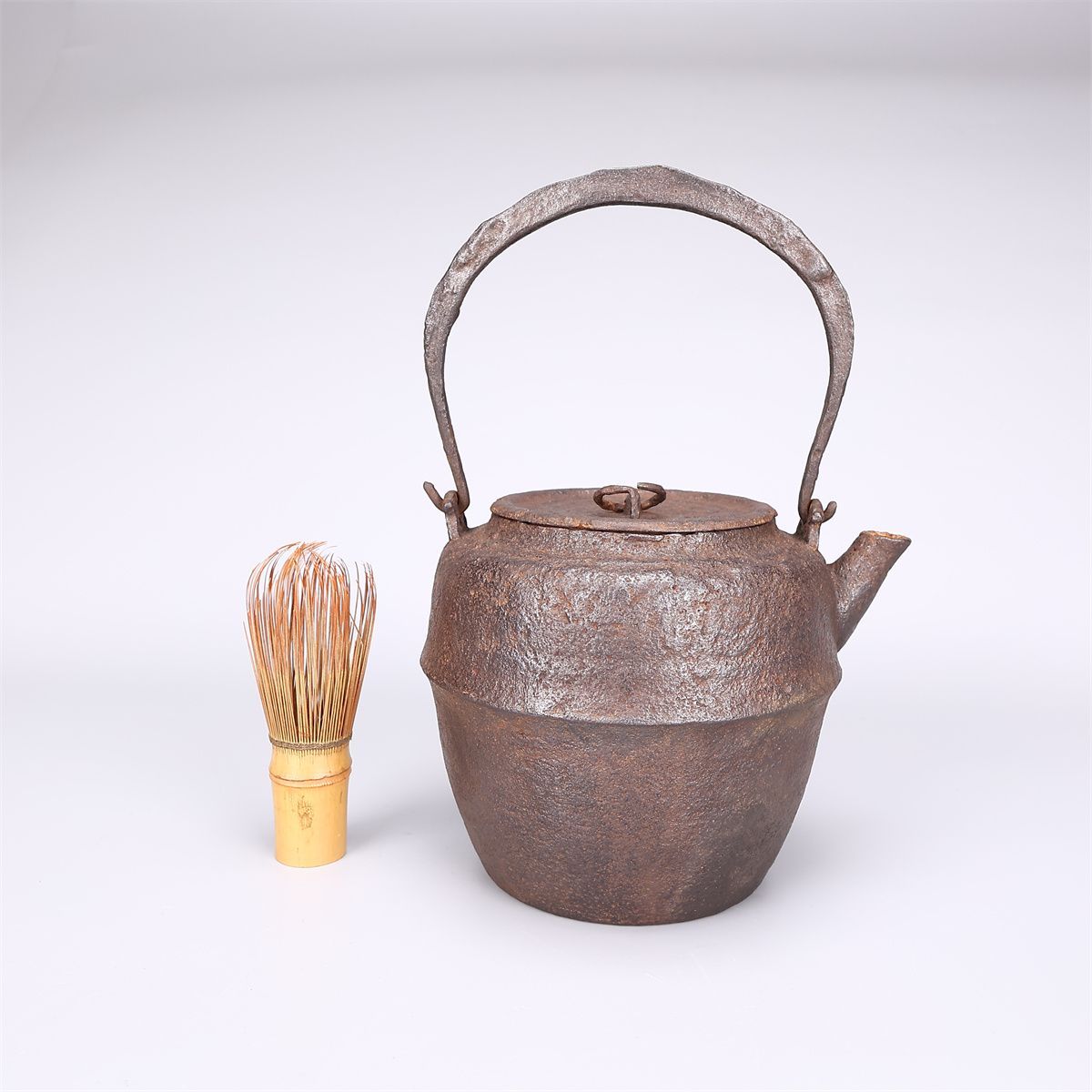 紫金堂名人 【加藤忠三郎】造 土器形 中型 鉄瓶／水漏れ無し美品