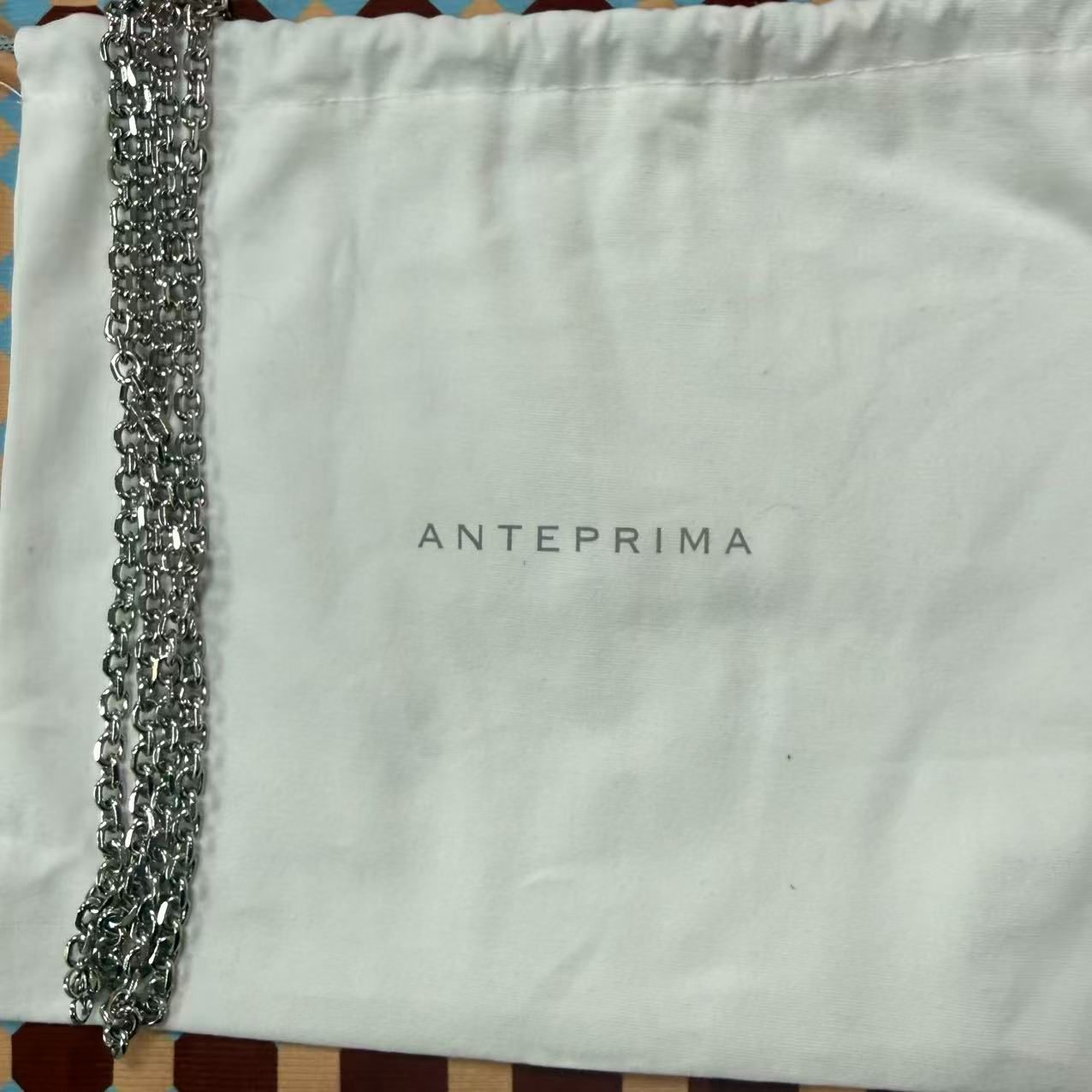 お値下げ！ANTEPRIMA シルバー ビーズパーティーバッグ ANTEPRIMA シルバー ビーズパーティーバッグ - メルカリ
